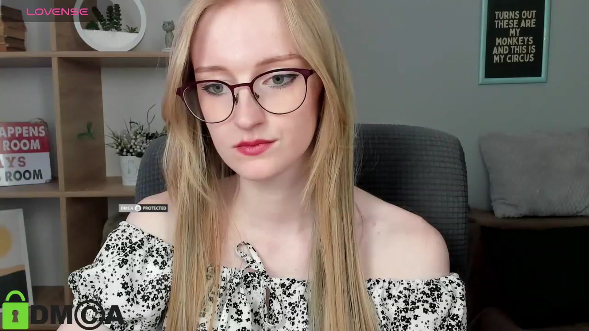 Gallery image thumbnail from Cinnabonnn's myfreecams stream on, 07/02/2025, 12:15 image 6 of 20
