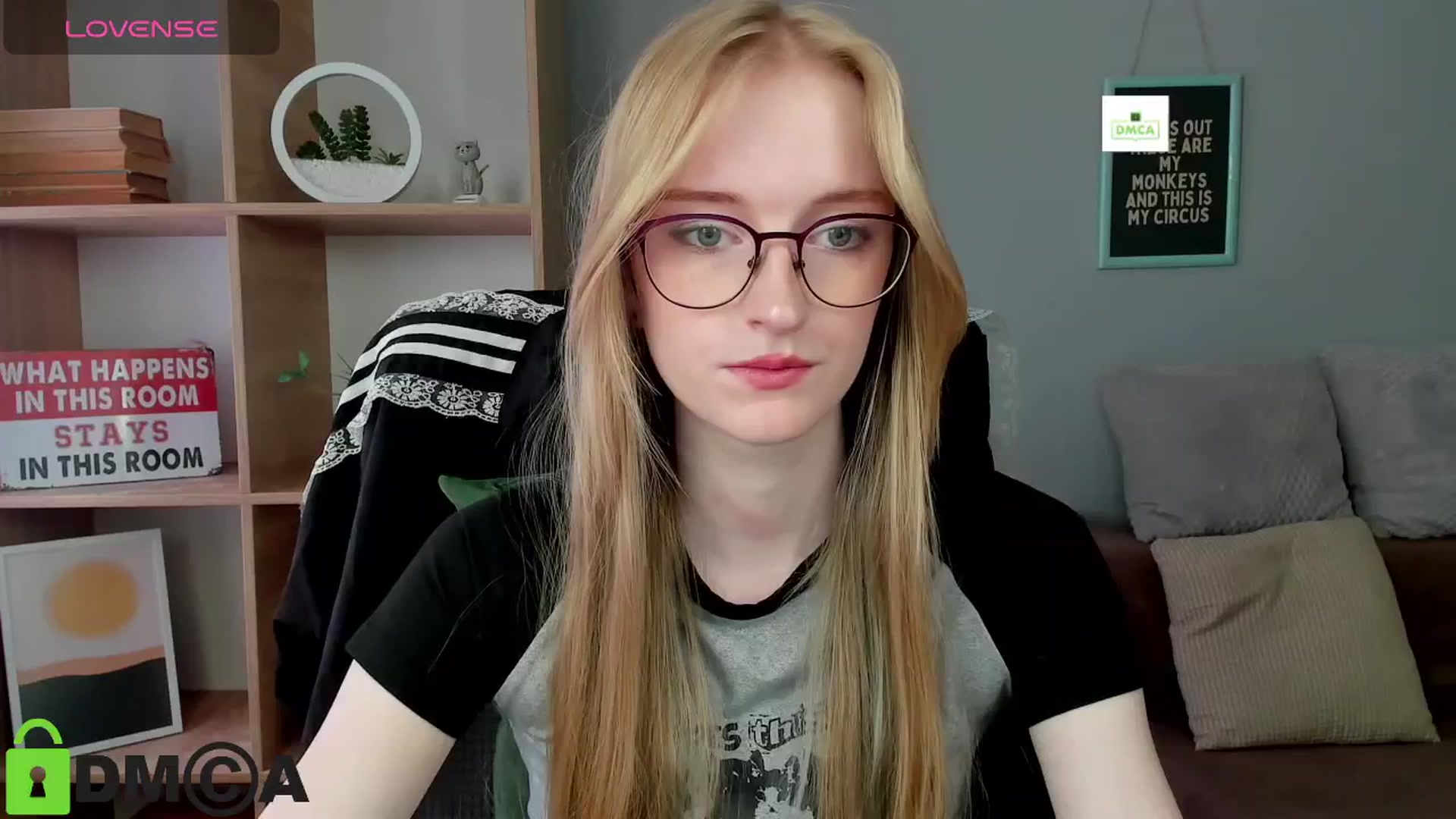 Gallery image thumbnail from Cinnabonnn's myfreecams stream on, 07/03/2025, 08:18 image 3 of 20