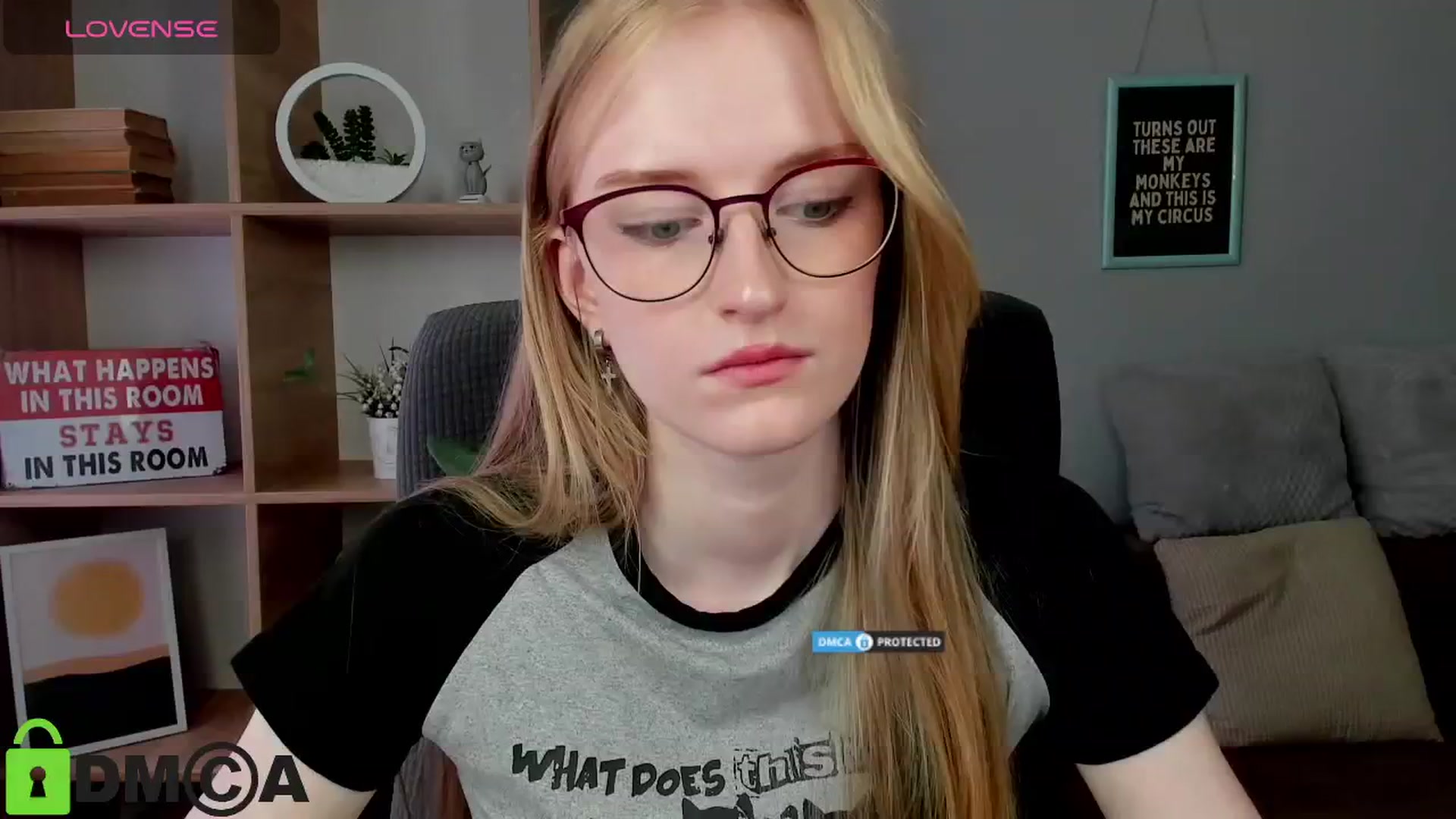 Gallery image thumbnail from Cinnabonnn's myfreecams stream on, 07/03/2025, 08:18 image 18 of 20