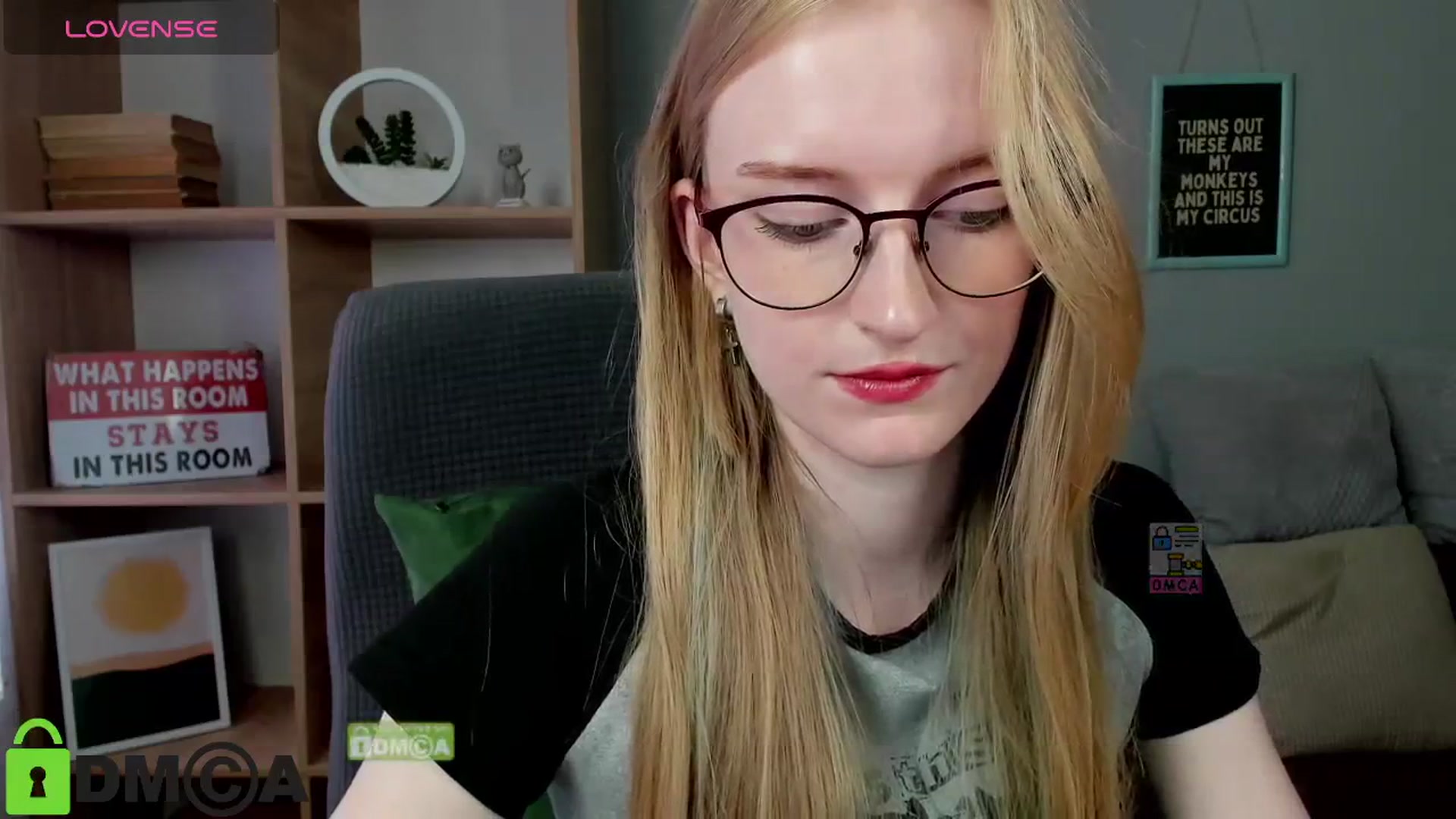 Gallery image thumbnail from Cinnabonnn's myfreecams stream on, 07/03/2025, 09:32 image 4 of 20