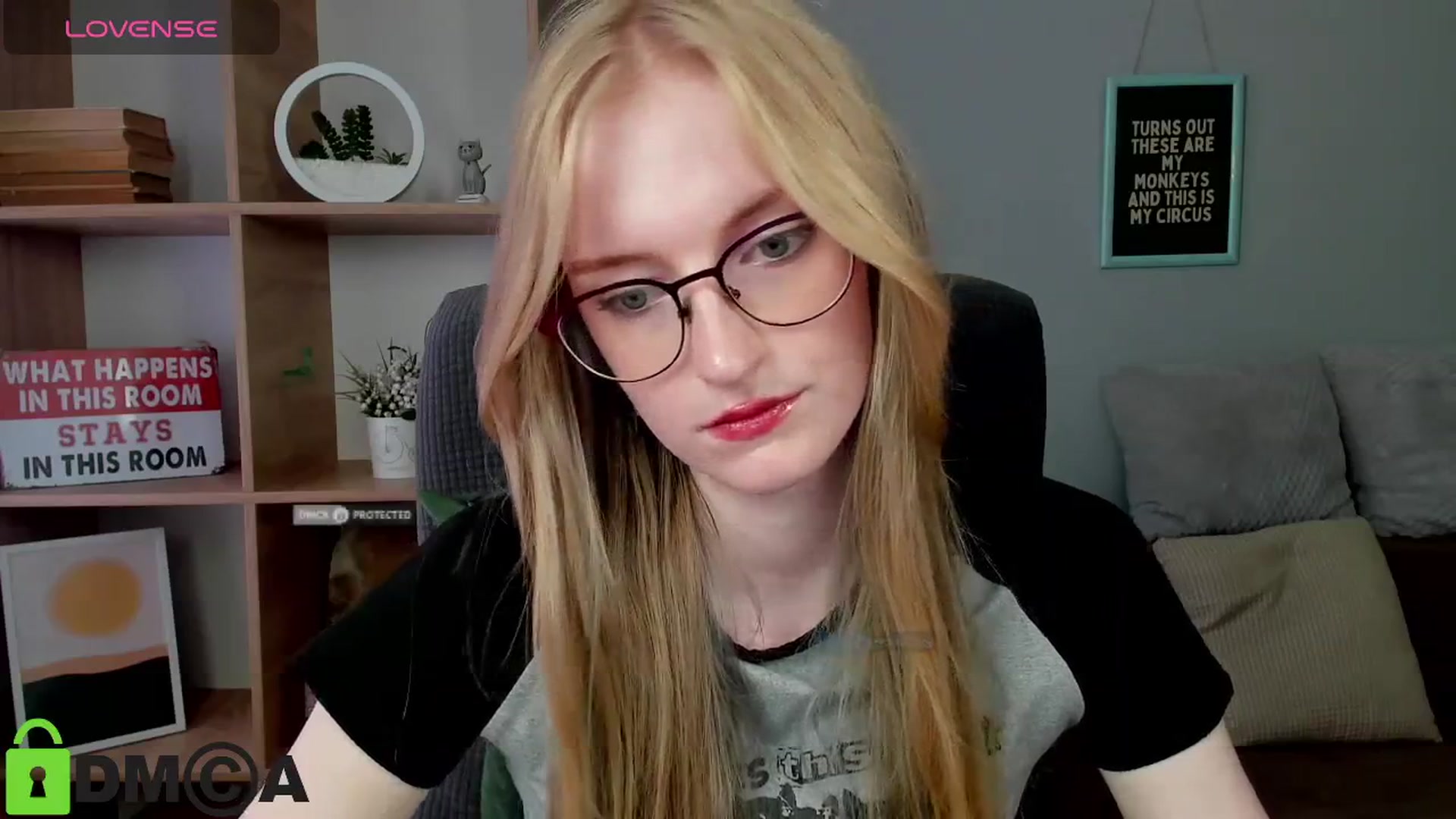 Gallery image thumbnail from Cinnabonnn's myfreecams stream on, 07/03/2025, 09:32 image 3 of 20