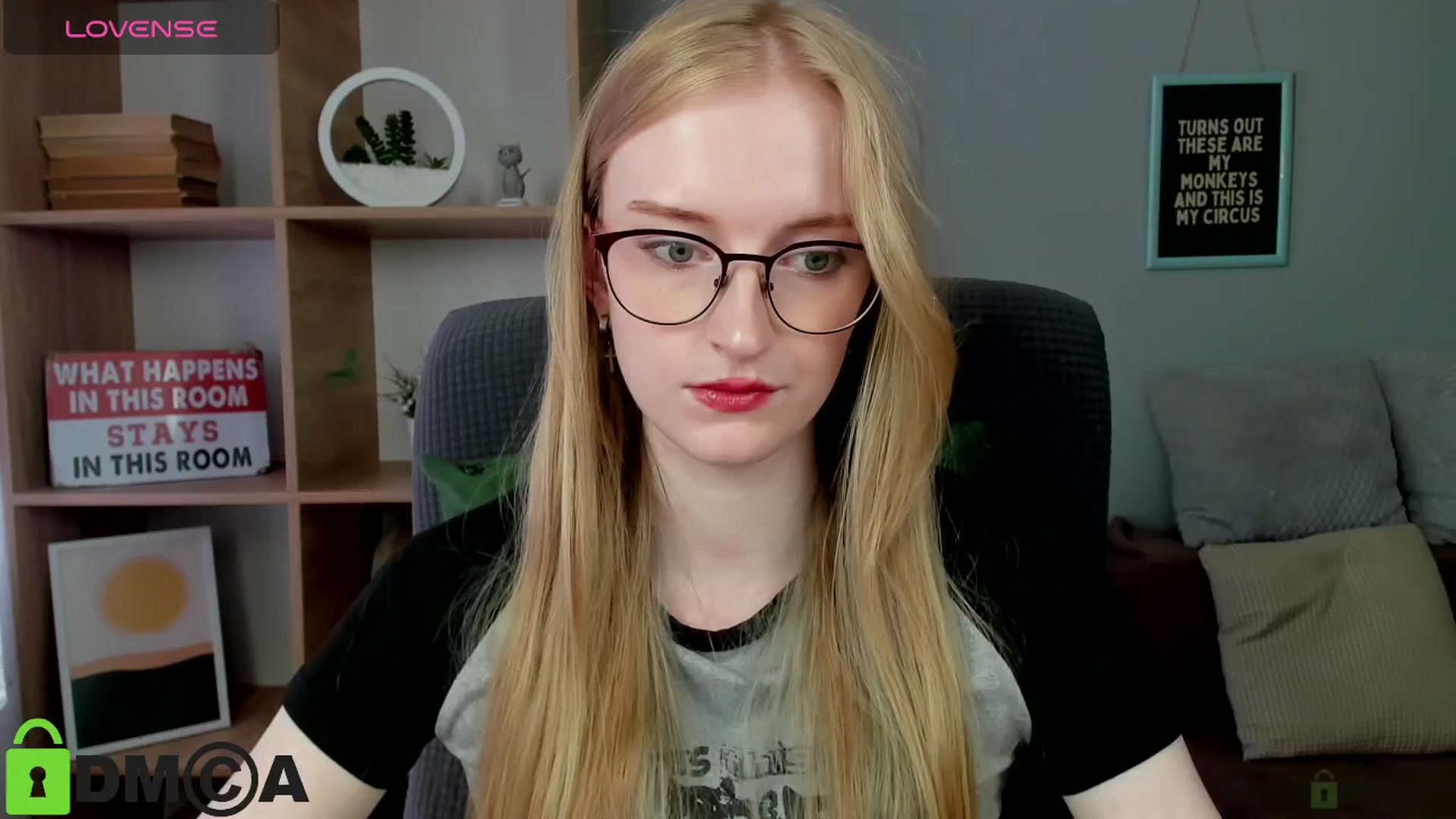 Gallery image thumbnail from Cinnabonnn's myfreecams stream on, 07/03/2025, 09:32 image 5 of 20