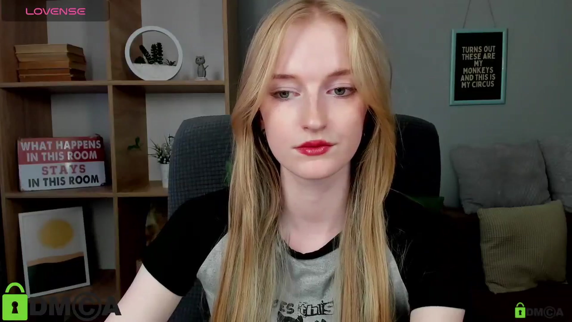 Gallery image thumbnail from Cinnabonnn's myfreecams stream on, 07/03/2025, 10:36 image 10 of 20