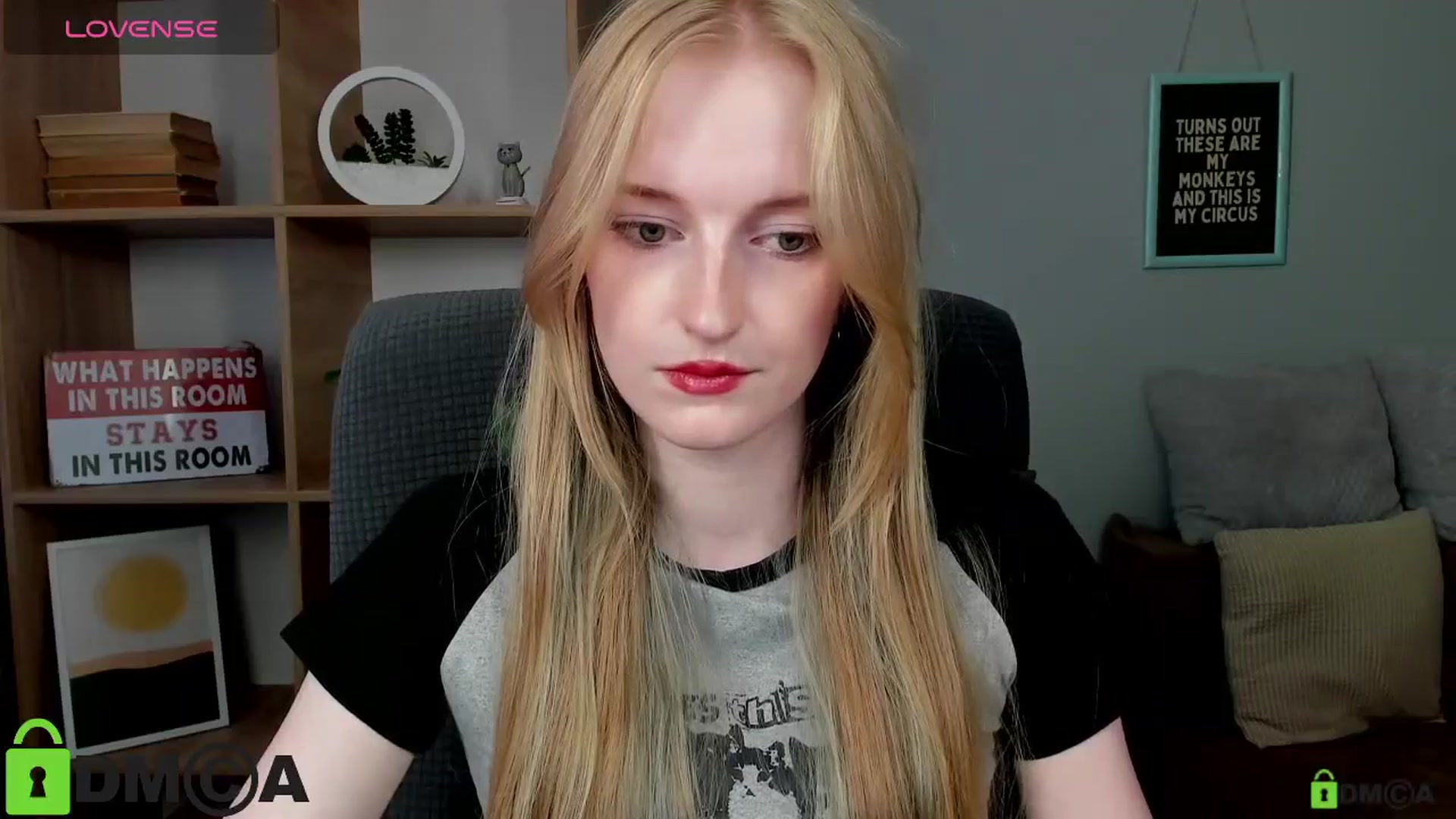 Gallery image thumbnail from Cinnabonnn's myfreecams stream on, 07/03/2025, 10:36 image 14 of 20