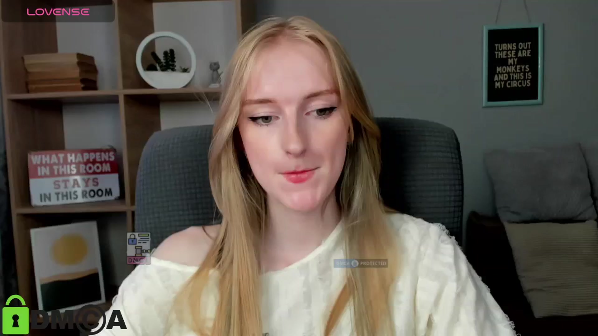 Gallery image thumbnail from Cinnabonnn's myfreecams stream on, 07/04/2025, 12:56 image 1 of 20