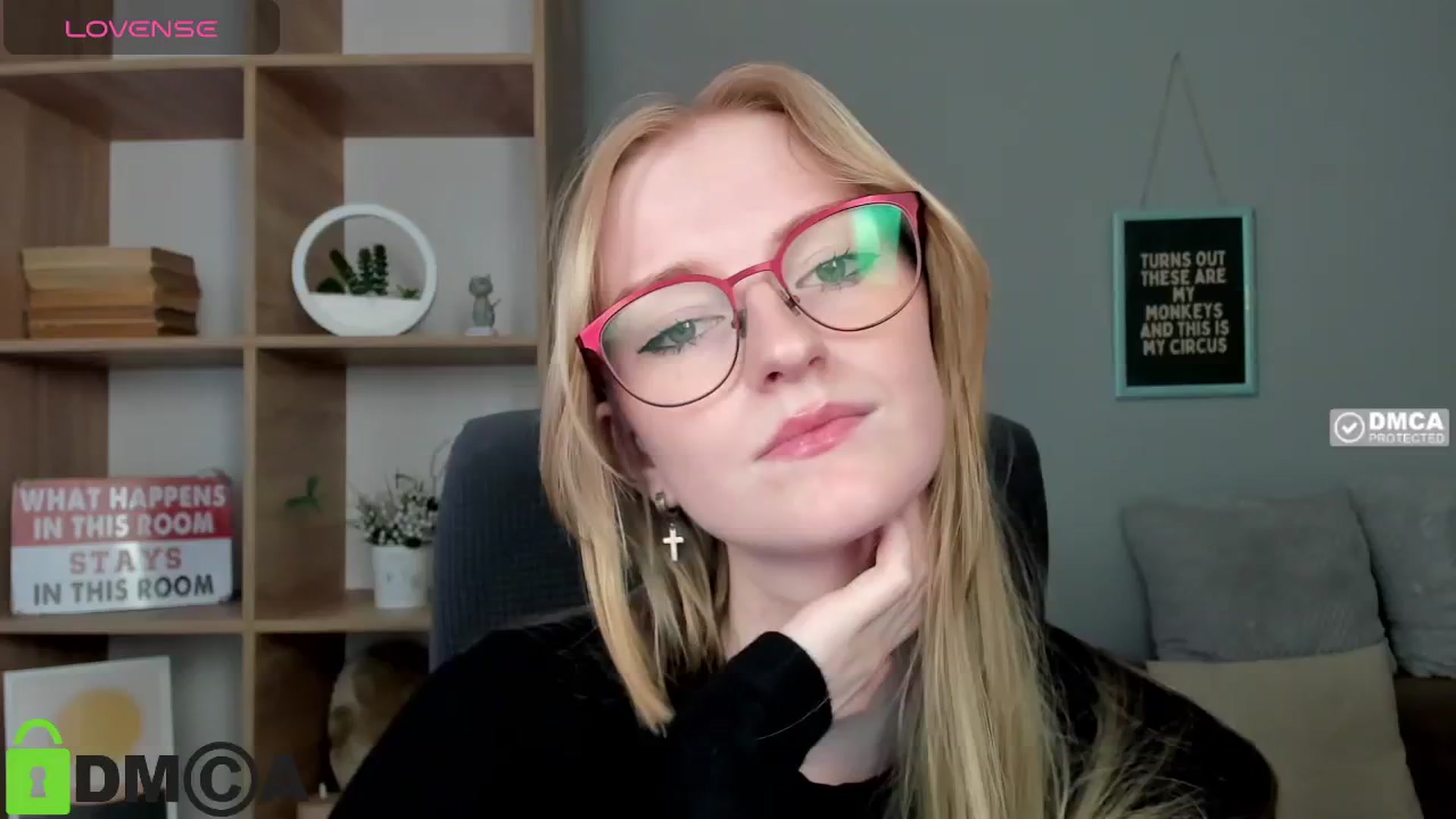 Gallery image thumbnail from Cinnabonnn's myfreecams stream on, 07/05/2025, 11:56 image 1 of 20