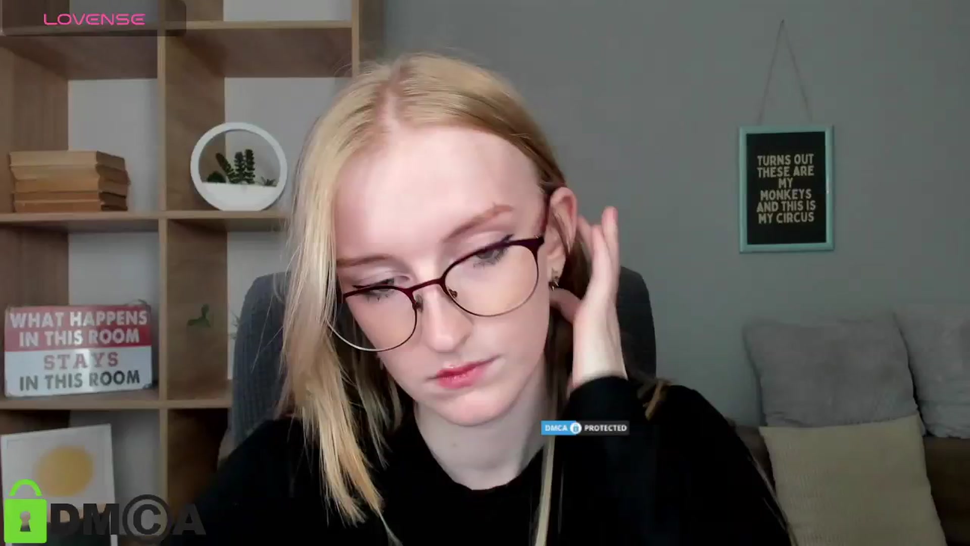 Gallery image thumbnail from Cinnabonnn's myfreecams stream on, 07/05/2025, 12:23 image 2 of 20