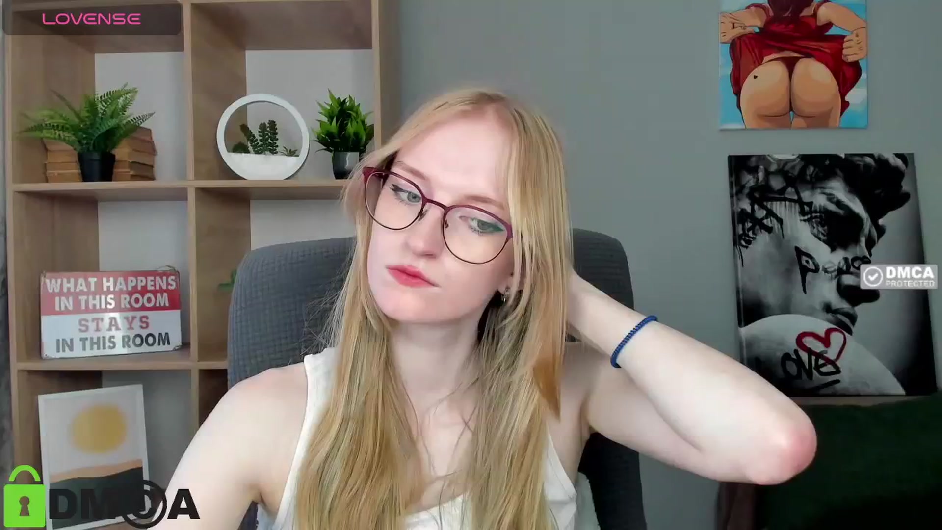 Gallery image thumbnail from Cinnabonnn's myfreecams stream on, 07/08/2025, 11:26 image 5 of 20