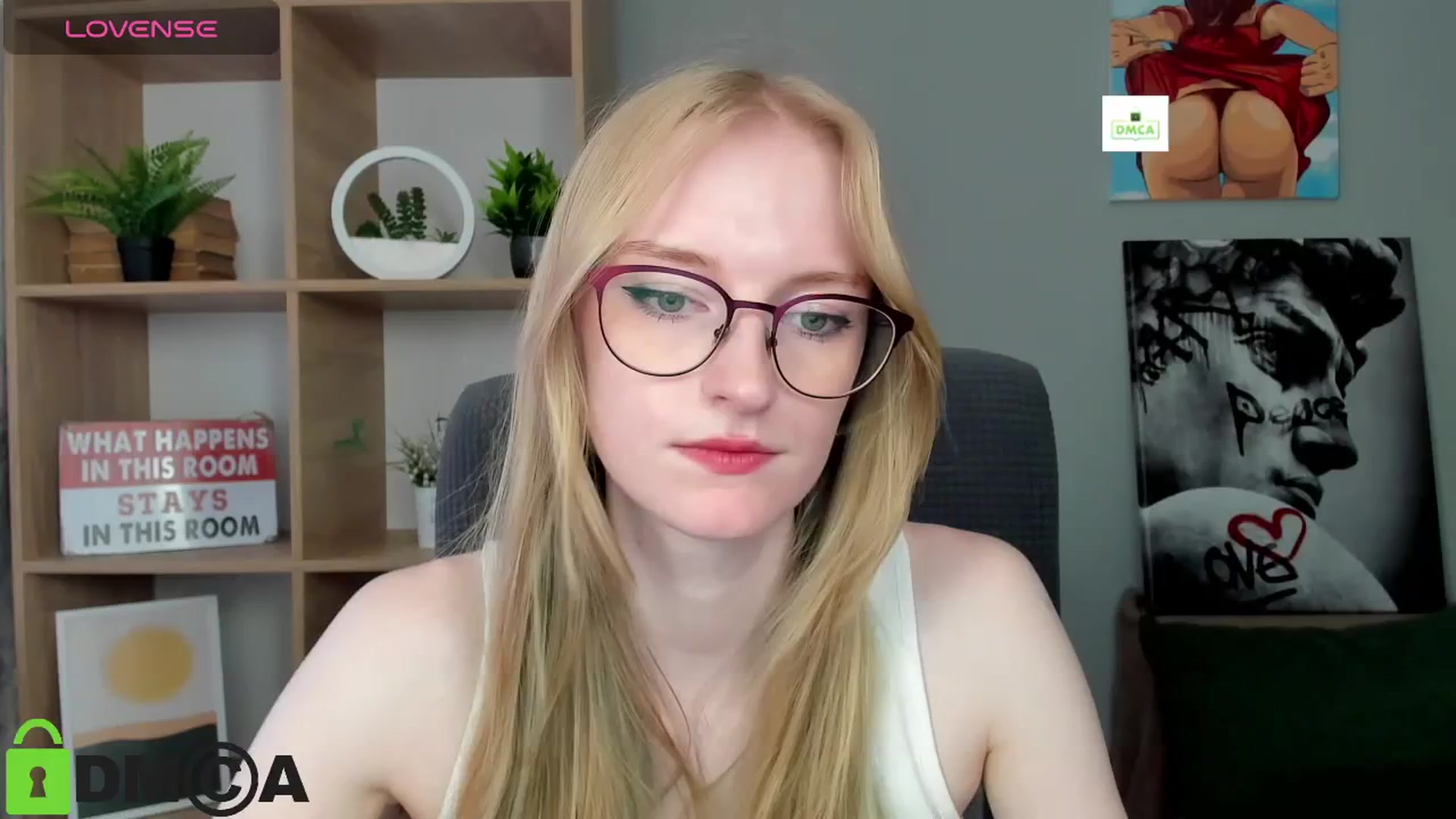 Gallery image thumbnail from Cinnabonnn's myfreecams stream on, 07/08/2025, 11:26 image 7 of 20