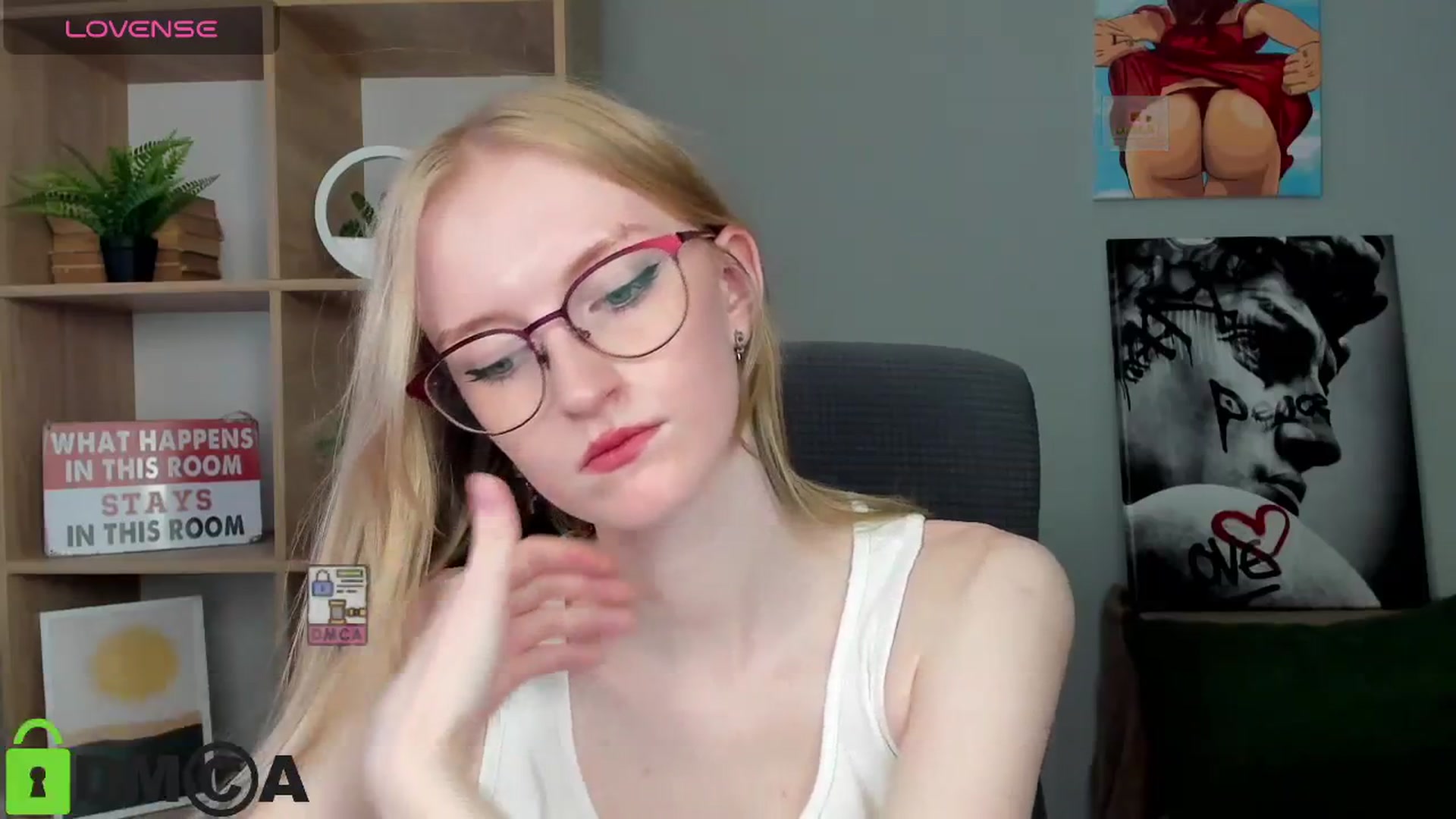Gallery image thumbnail from Cinnabonnn's myfreecams stream on, 07/08/2025, 12:16 image 3 of 20