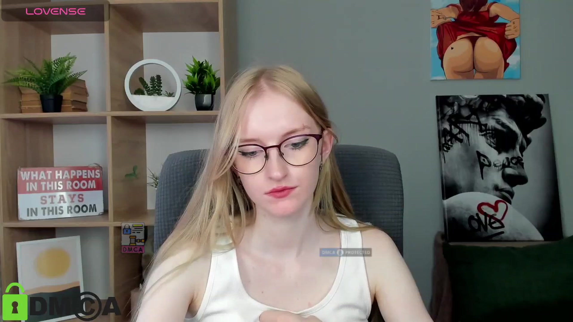 Gallery image thumbnail from Cinnabonnn's myfreecams stream on, 07/08/2025, 12:16 image 12 of 20