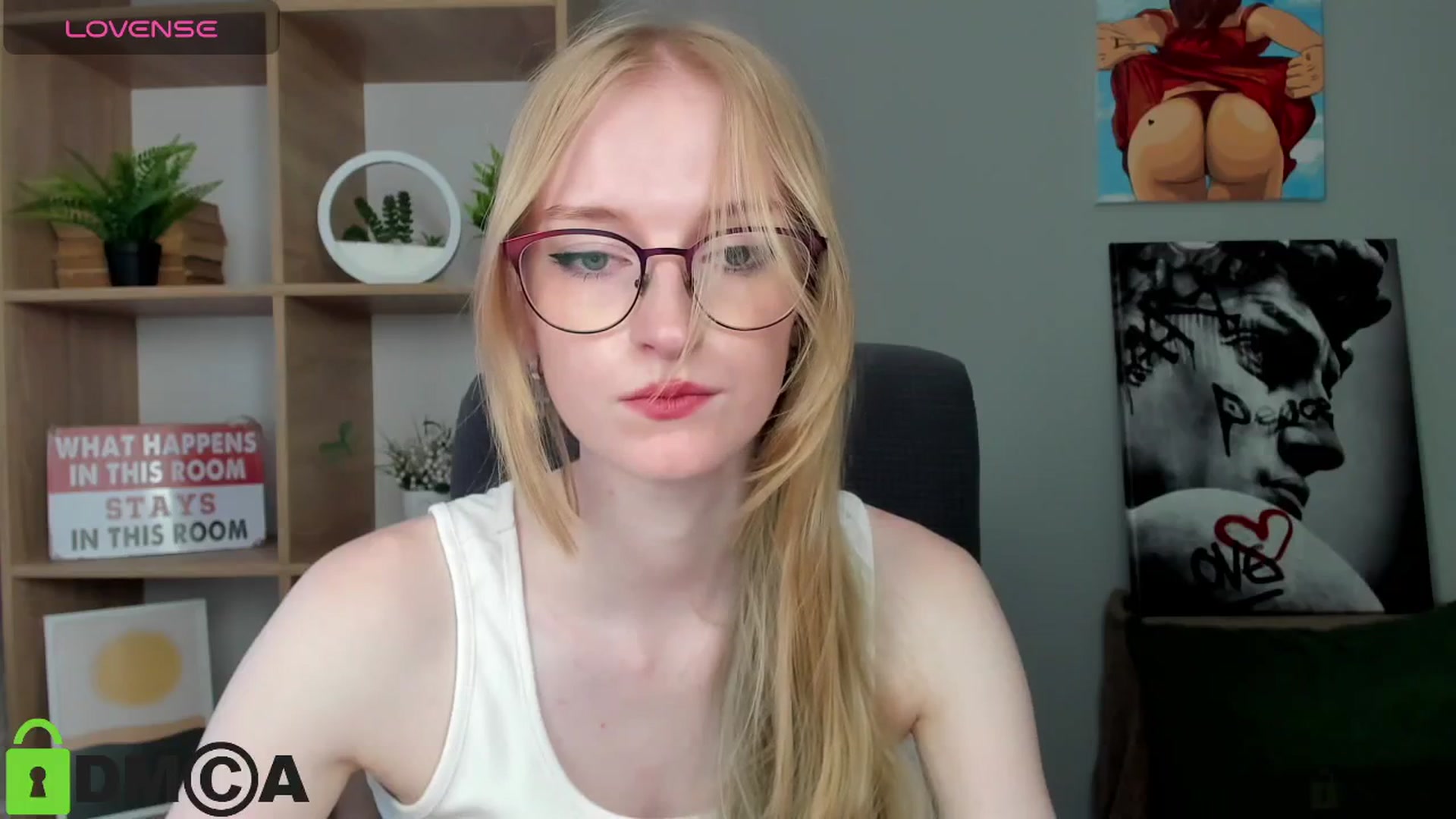 Gallery image thumbnail from Cinnabonnn's myfreecams stream on, 07/08/2025, 12:16 image 15 of 20