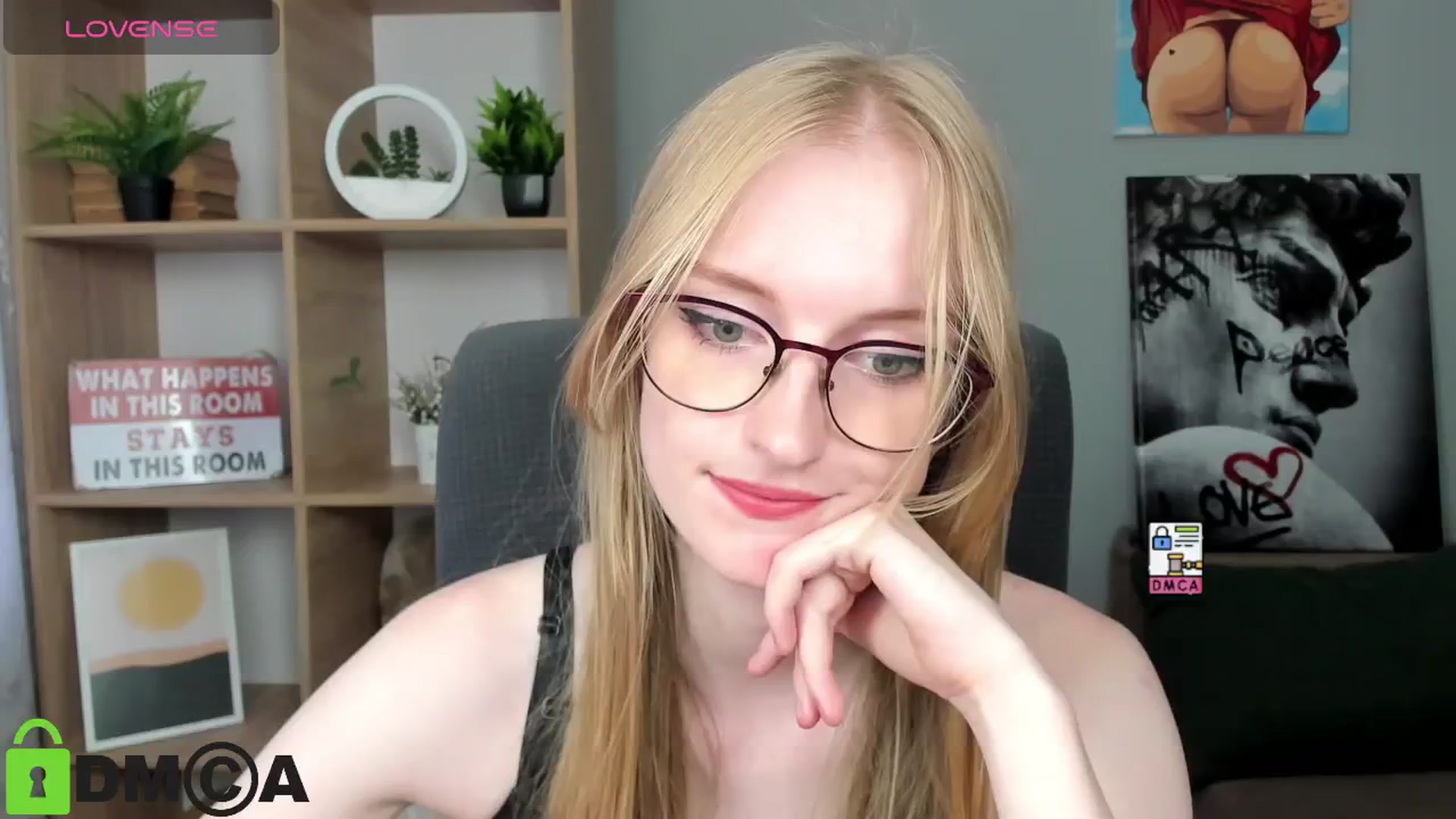 Gallery image thumbnail from Cinnabonnn's myfreecams stream on, 07/09/2025, 10:04 image 4 of 20