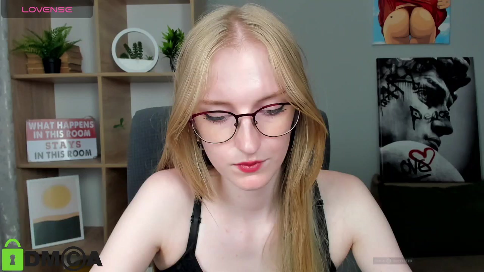 Gallery image thumbnail from Cinnabonnn's myfreecams stream on, 07/09/2025, 11:57 image 7 of 20
