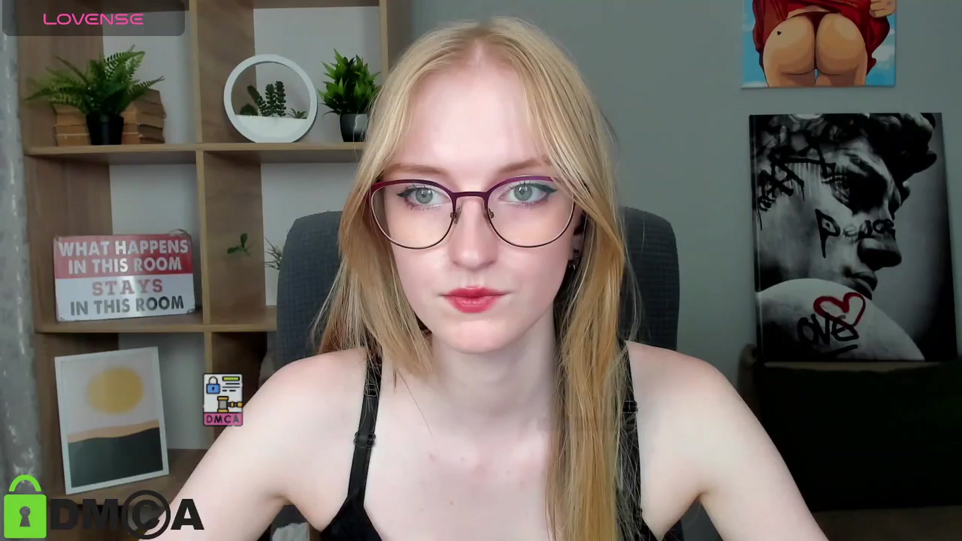 Gallery image thumbnail from Cinnabonnn's myfreecams stream on, 07/09/2025, 11:57 image 9 of 20