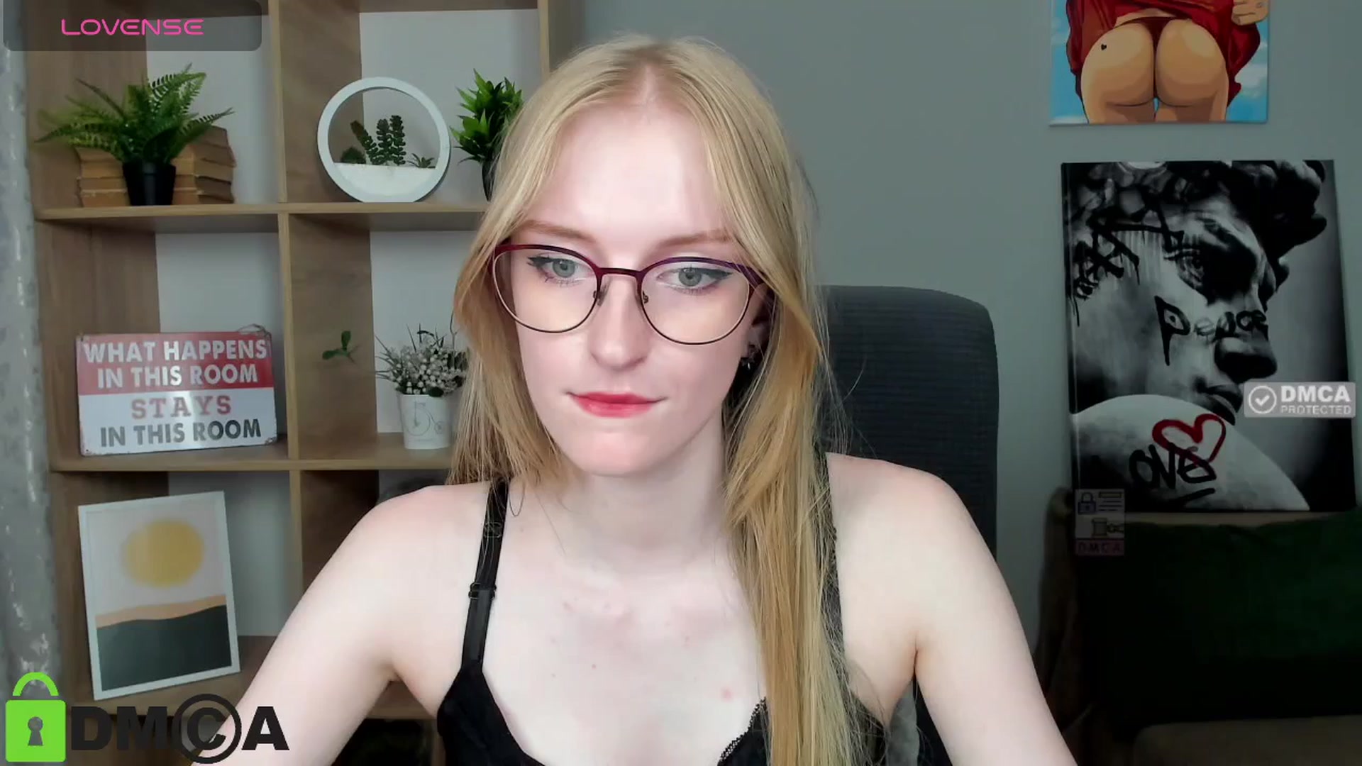 Gallery image thumbnail from Cinnabonnn's myfreecams stream on, 07/09/2025, 11:57 image 11 of 20