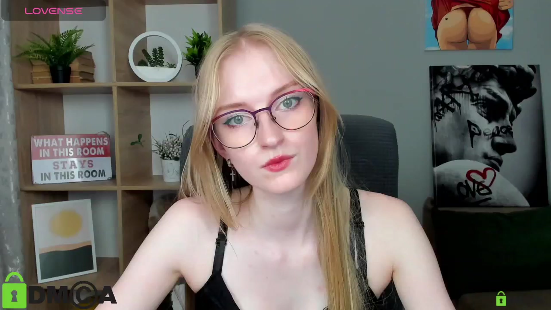 Gallery image thumbnail from Cinnabonnn's myfreecams stream on, 07/09/2025, 11:57 image 14 of 20