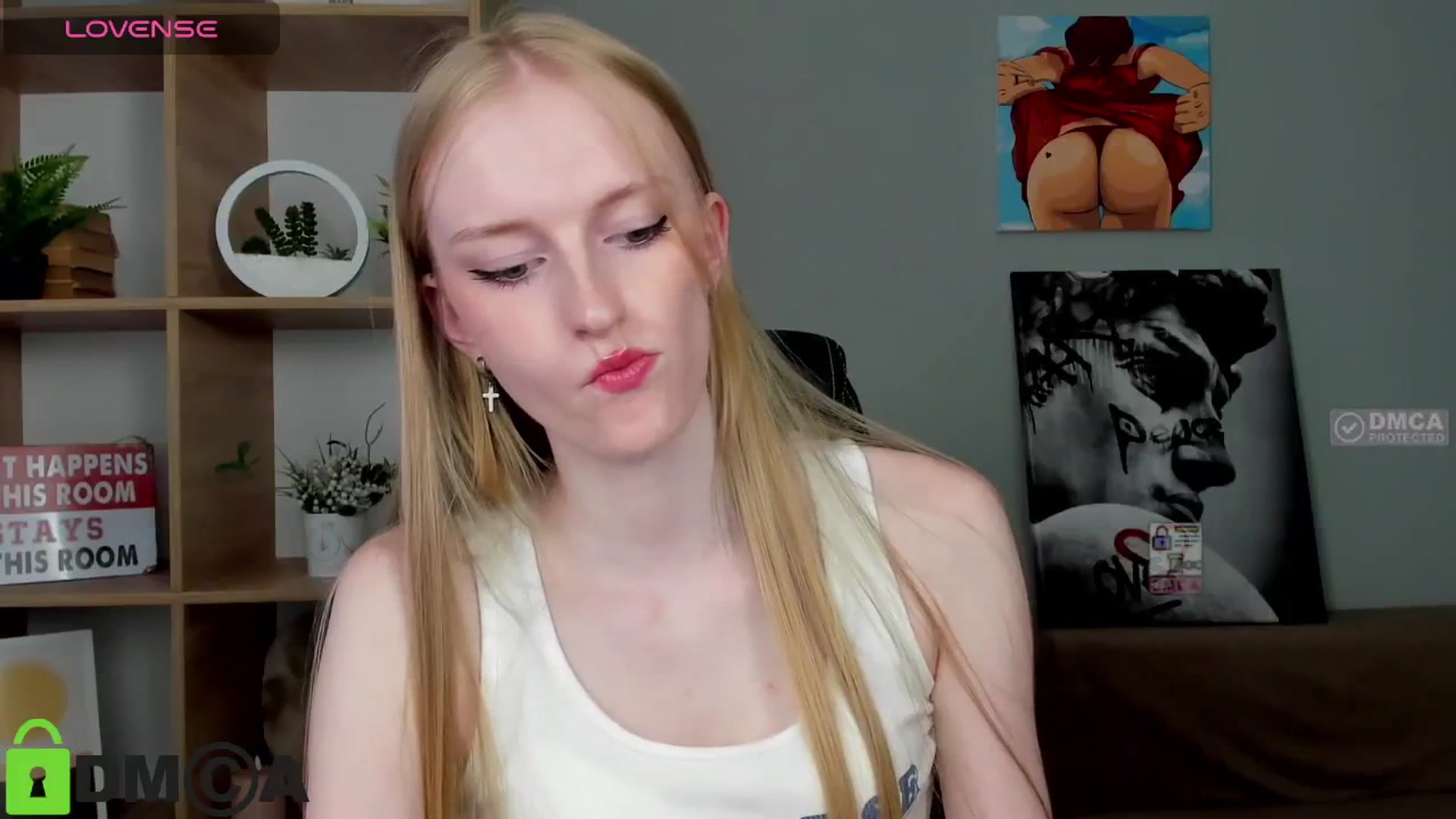 Gallery image thumbnail from Cinnabonnn's myfreecams stream on, 07/16/2025, 10:12 image 8 of 20