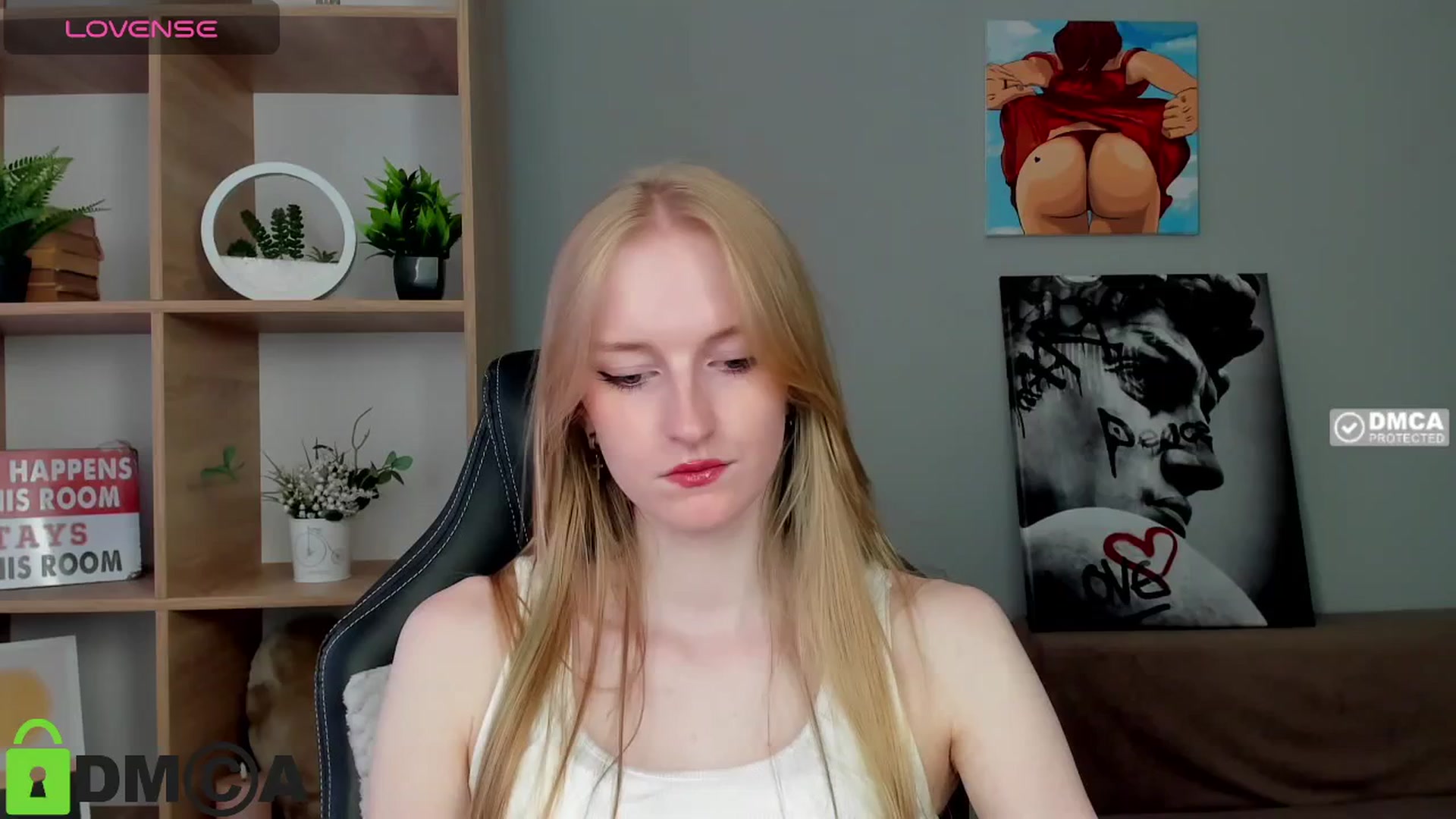 Gallery image thumbnail from Cinnabonnn's myfreecams stream on, 07/16/2025, 11:55 image 13 of 20