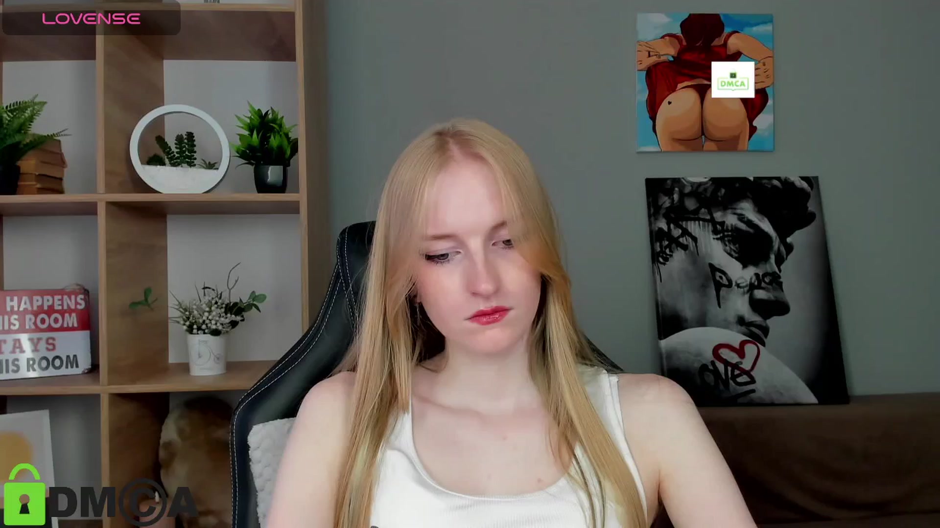 Gallery image thumbnail from Cinnabonnn's myfreecams stream on, 07/16/2025, 11:55 image 17 of 20