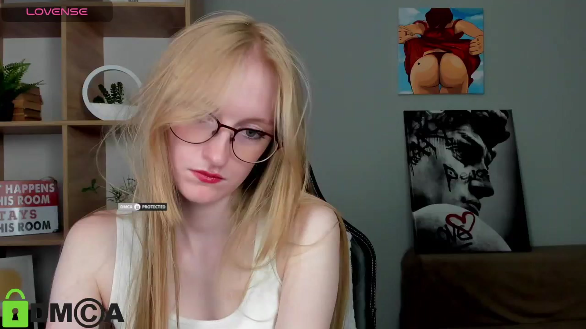 Gallery image thumbnail from Cinnabonnn's myfreecams stream on, 07/16/2025, 11:55 image 2 of 20