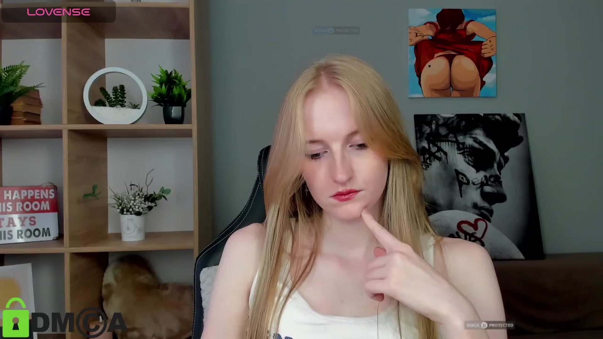 Gallery image thumbnail from Cinnabonnn's myfreecams stream on, 07/16/2025, 11:55 image 12 of 20