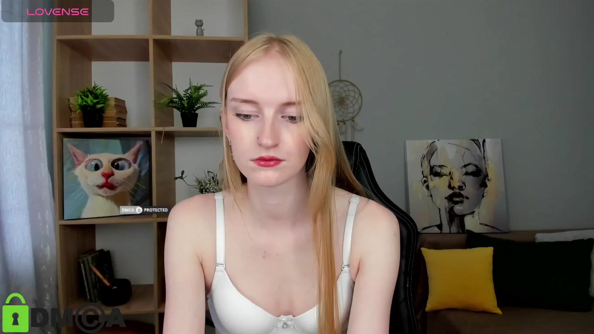 Gallery image thumbnail from Cinnabonnn's myfreecams stream on, 07/29/2025, 09:08 image 9 of 20