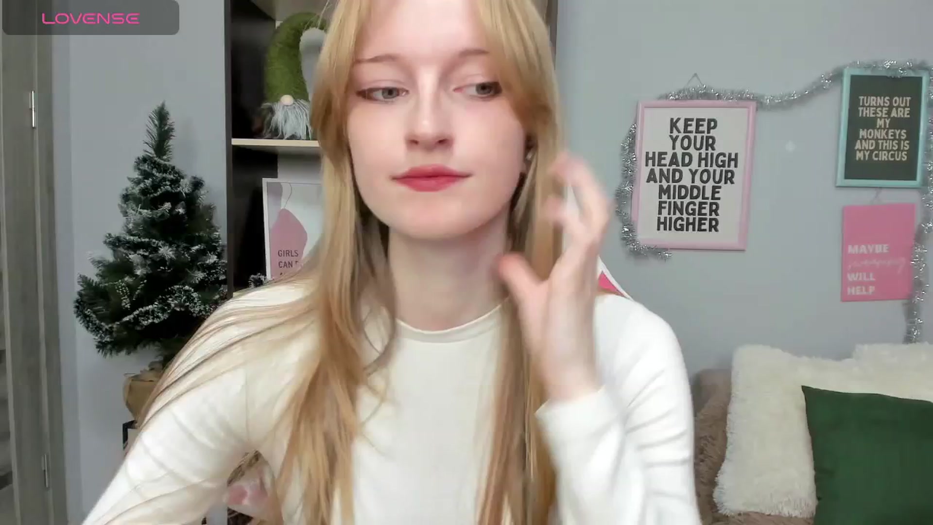 Gallery image thumbnail from Cinnabonnn's myfreecams stream on, 01/03/2026, 09:33 image 2 of 20