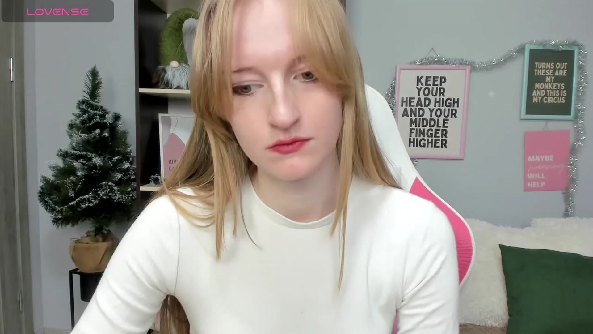Gallery image thumbnail from Cinnabonnn's myfreecams stream on, 01/03/2026, 09:33 image 20 of 20