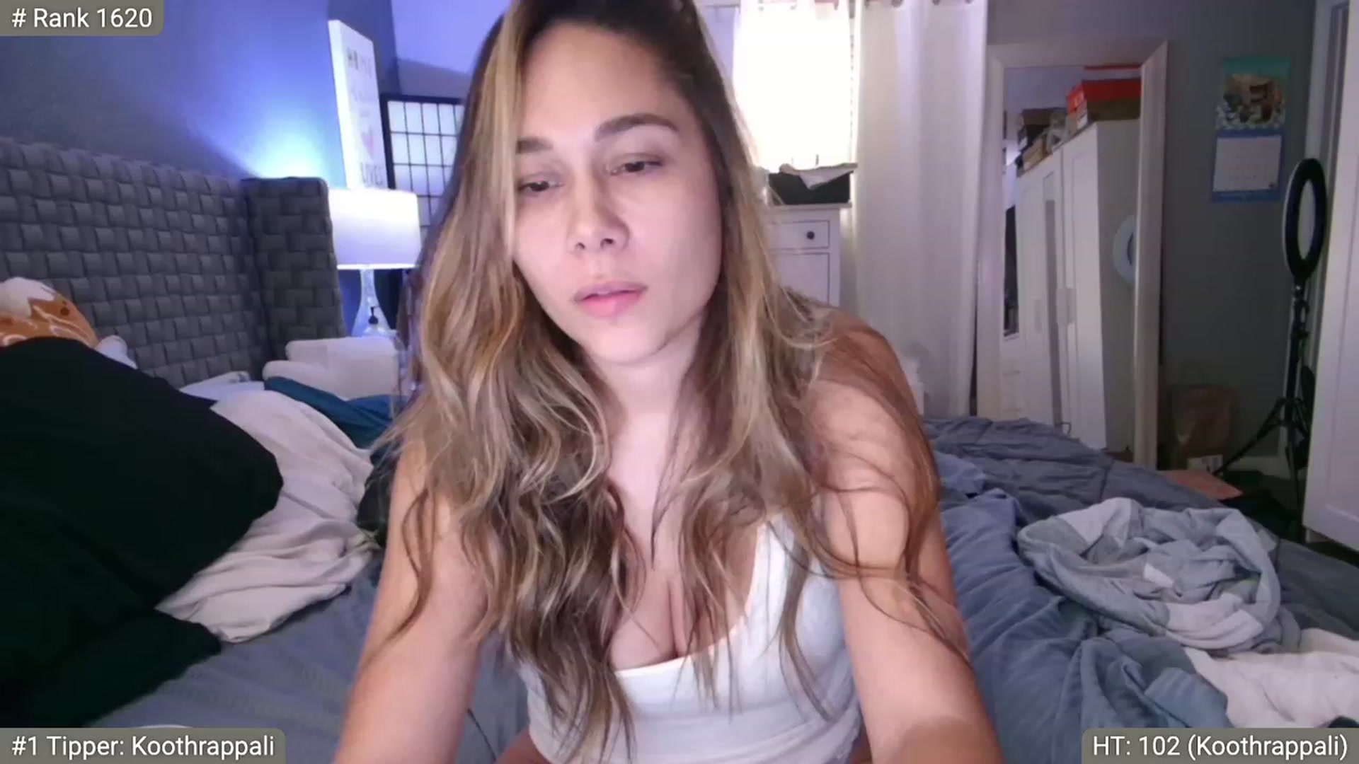 Gallery image thumbnail from Cinnabuns's myfreecams stream on, 11/15/2022, 06:25 image 12 of 20