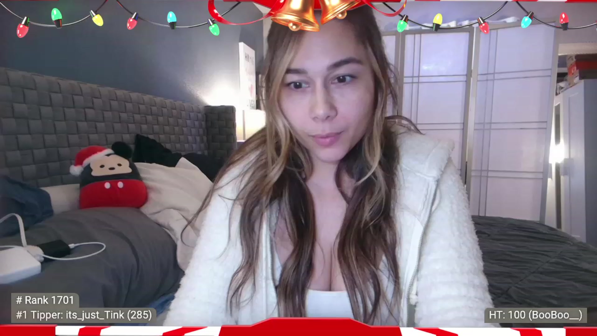 Gallery image thumbnail from Cinnabuns's myfreecams stream on, 12/11/2022, 07:50 image 9 of 20