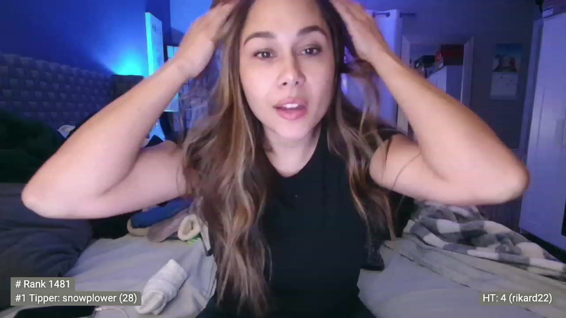 Gallery image thumbnail from Cinnabuns's myfreecams stream on, 12/29/2022, 05:01 image 4 of 20