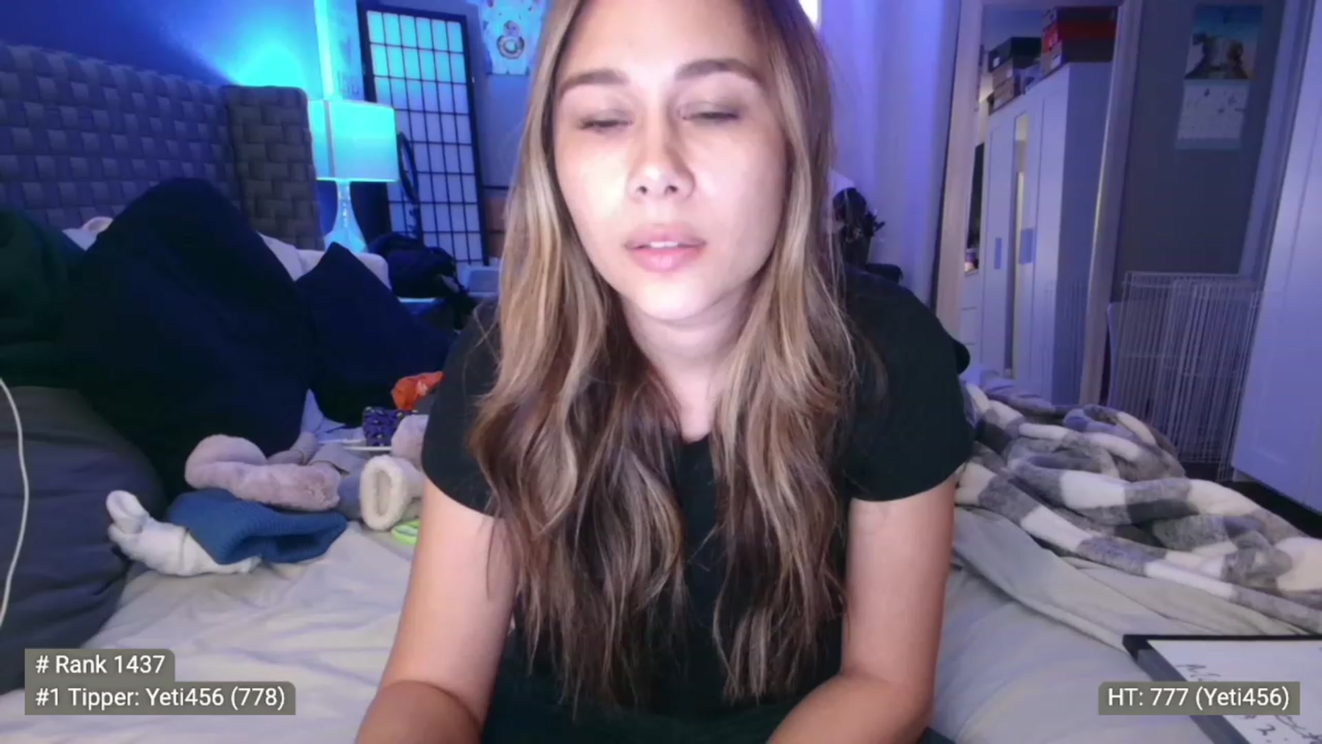Gallery image thumbnail from Cinnabuns's myfreecams stream on, 12/29/2022, 05:01 image 17 of 20