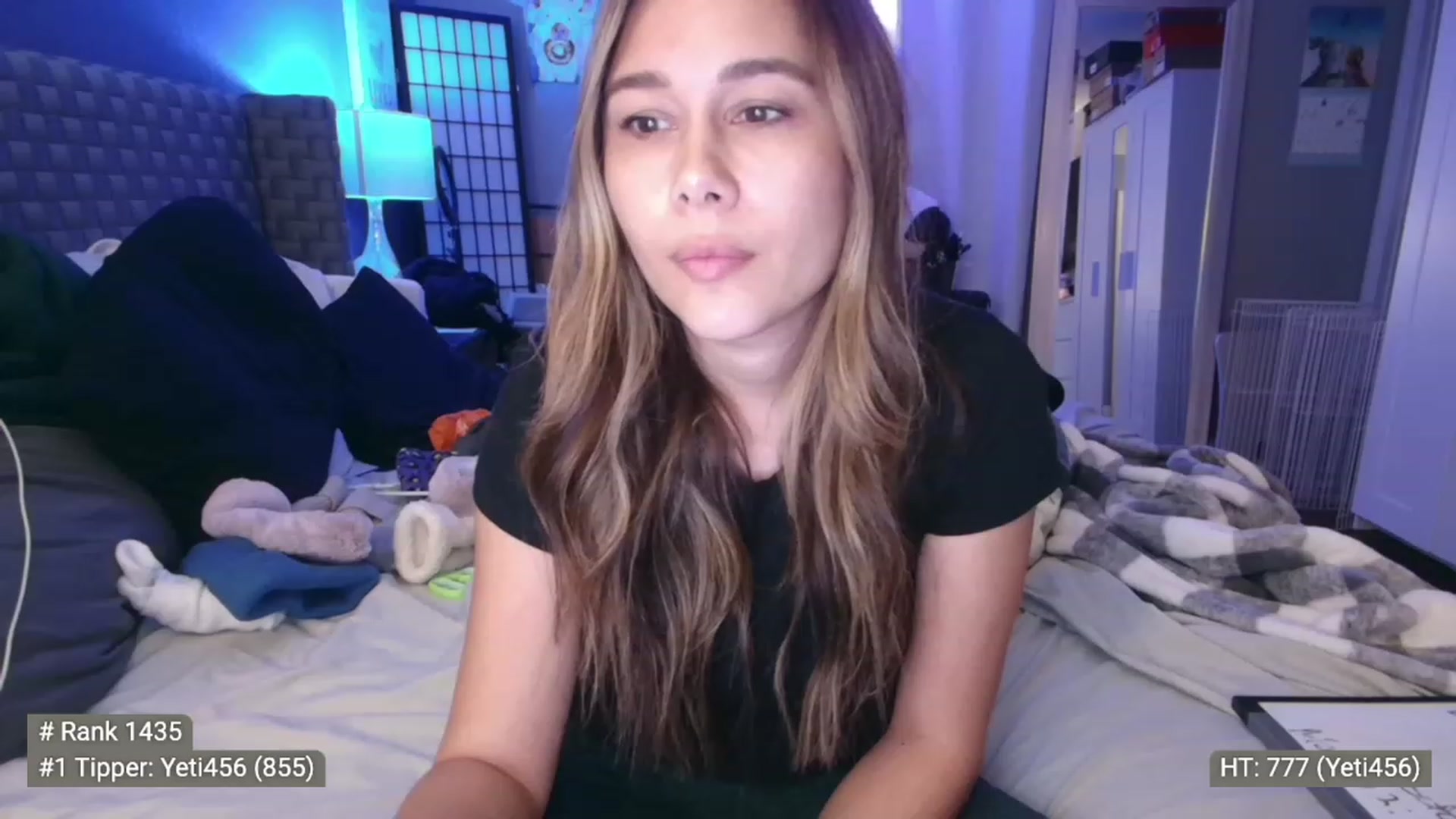 Gallery image thumbnail from Cinnabuns's myfreecams stream on, 12/29/2022, 05:01 image 18 of 20
