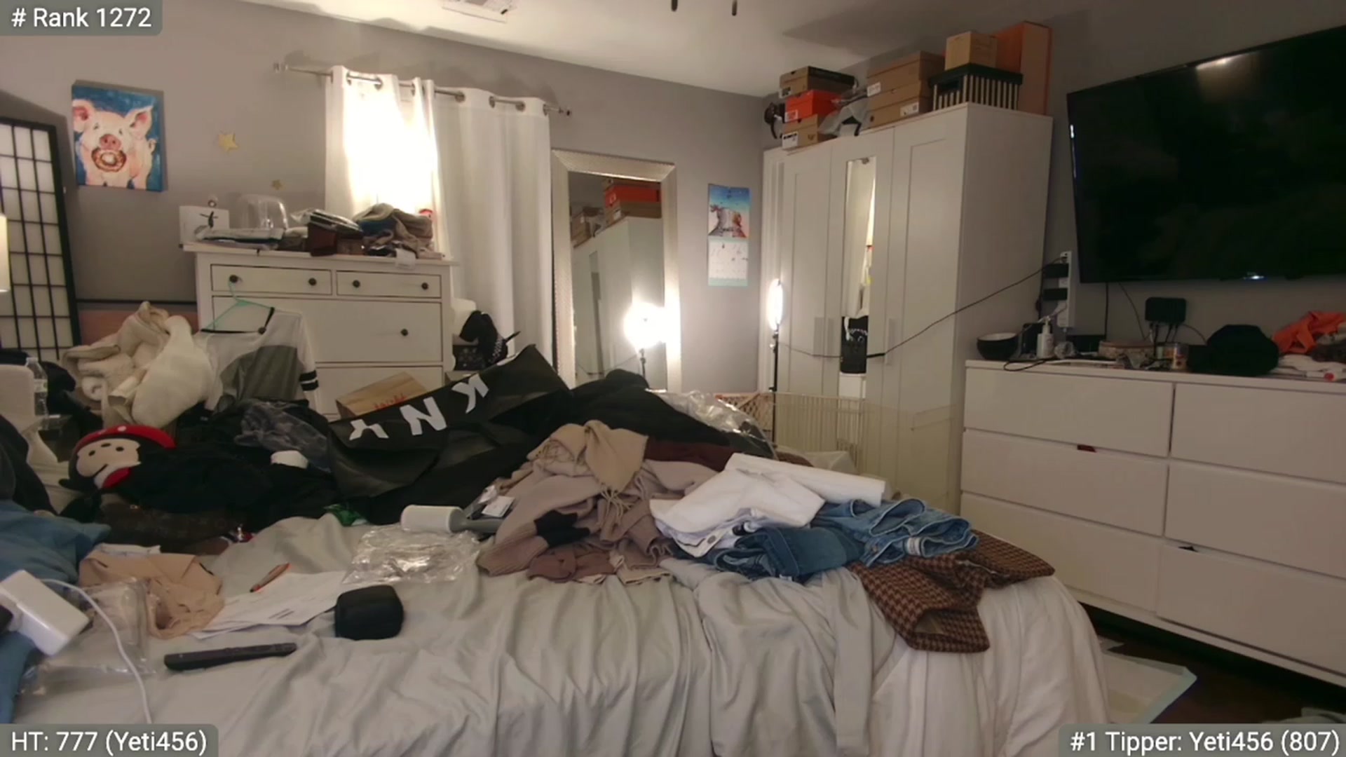 Gallery image thumbnail from Cinnabuns's myfreecams stream on, 12/31/2022, 08:39 image 7 of 20