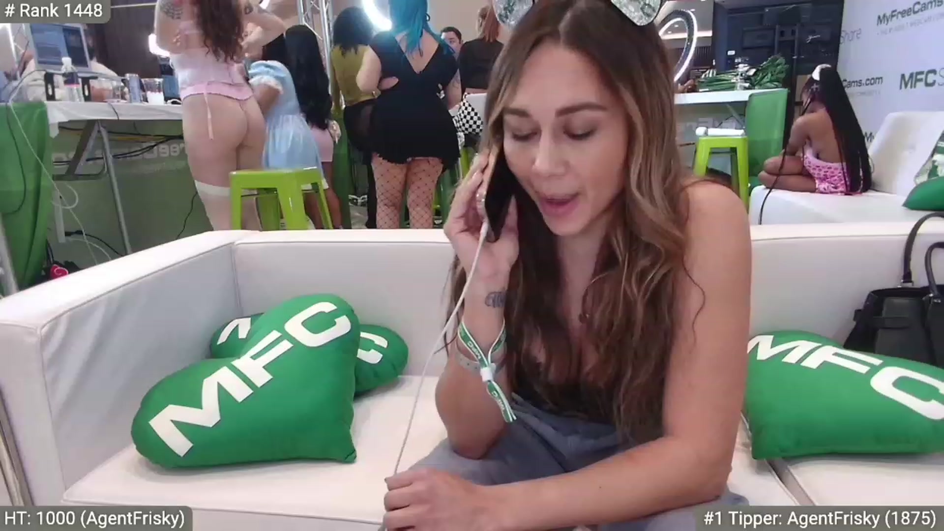 Gallery image thumbnail from Cinnabuns's myfreecams stream on, 01/05/2023, 02:12 image 20 of 20