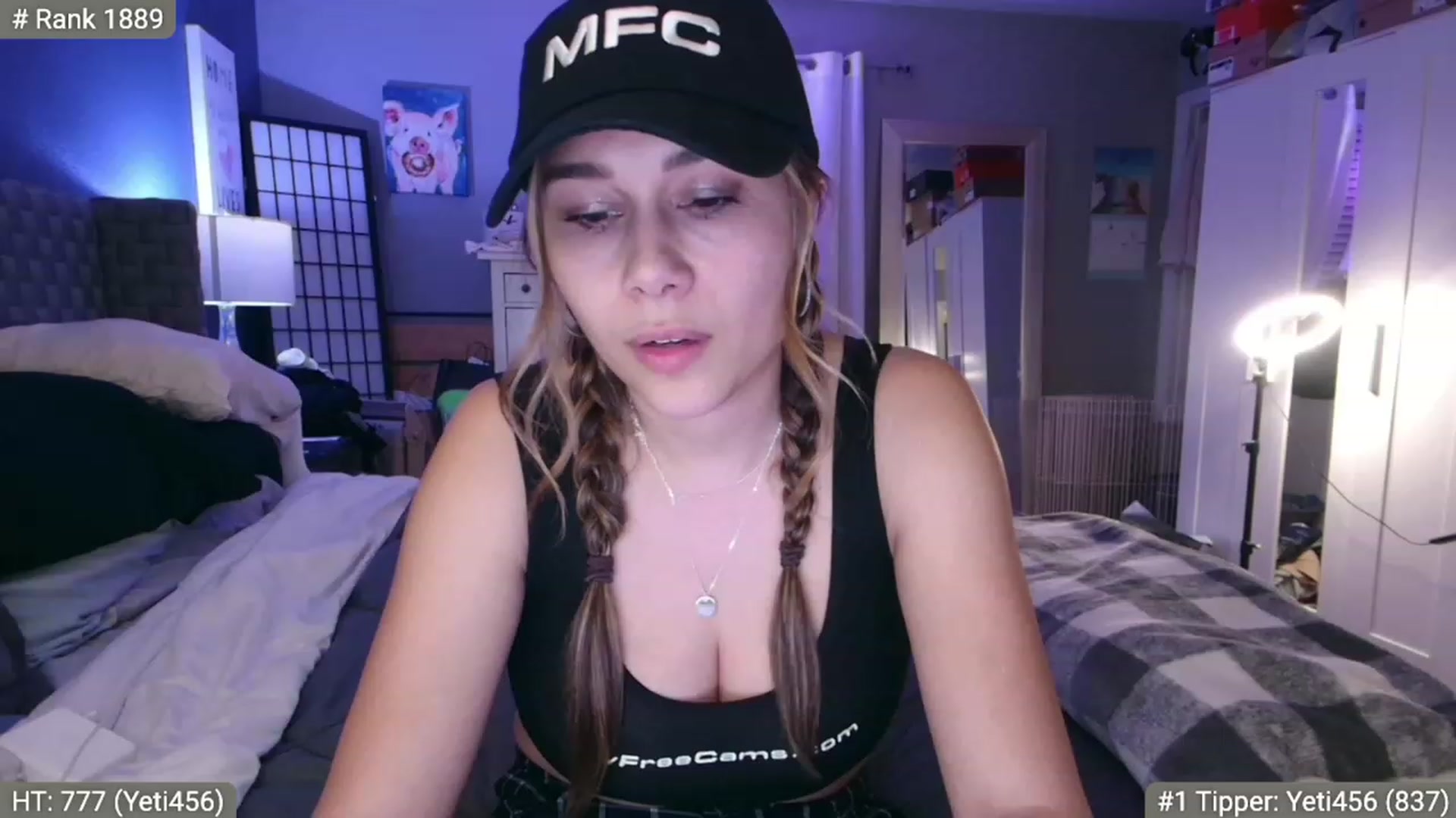 Gallery image thumbnail from Cinnabuns's myfreecams stream on, 01/07/2023, 06:34 image 13 of 20