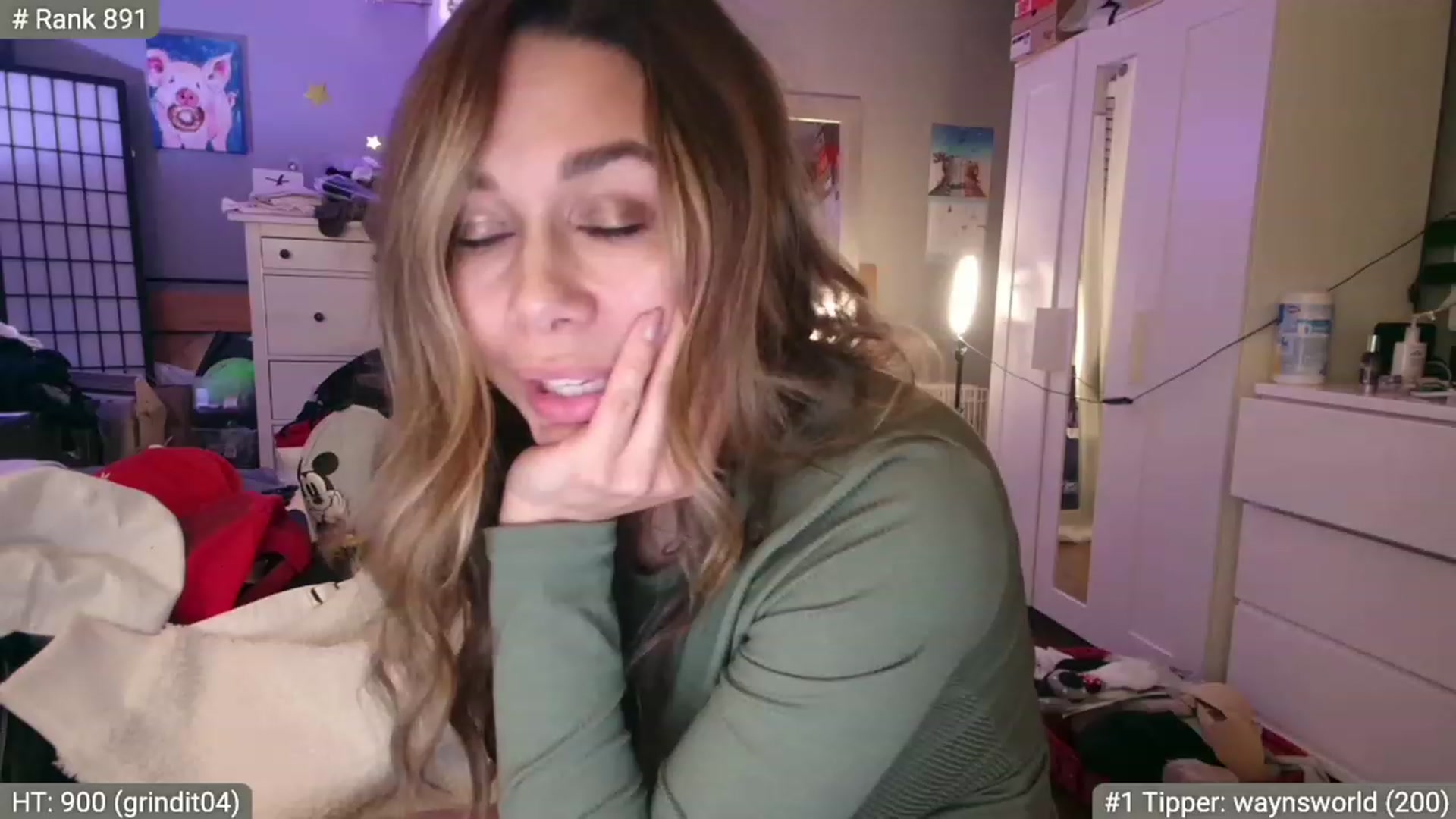 Gallery image thumbnail from Cinnabuns's myfreecams stream on, 01/07/2023, 12:52 image 11 of 20
