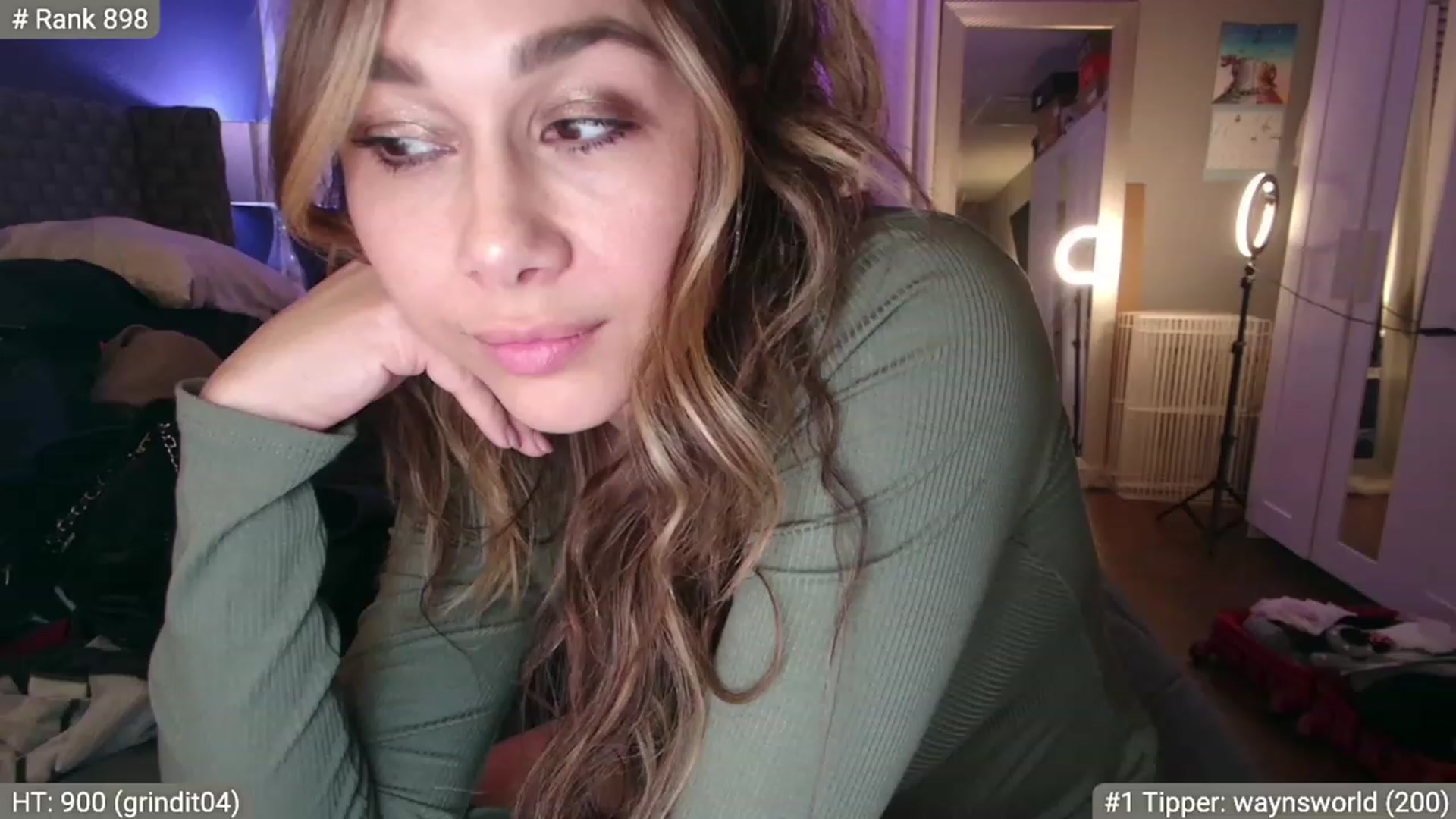 Gallery image thumbnail from Cinnabuns's myfreecams stream on, 01/07/2023, 12:52 image 7 of 20