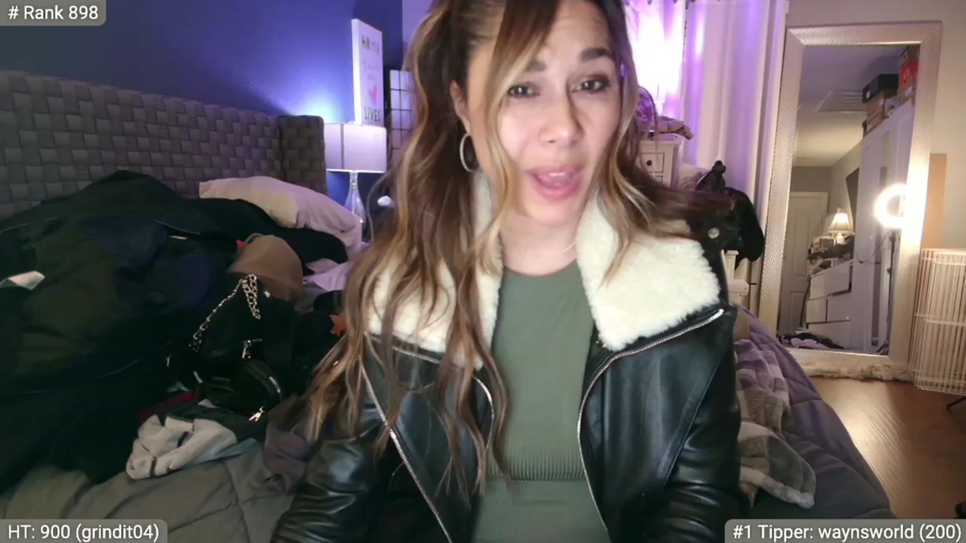 Gallery image thumbnail from Cinnabuns's myfreecams stream on, 01/07/2023, 12:52 image 6 of 20
