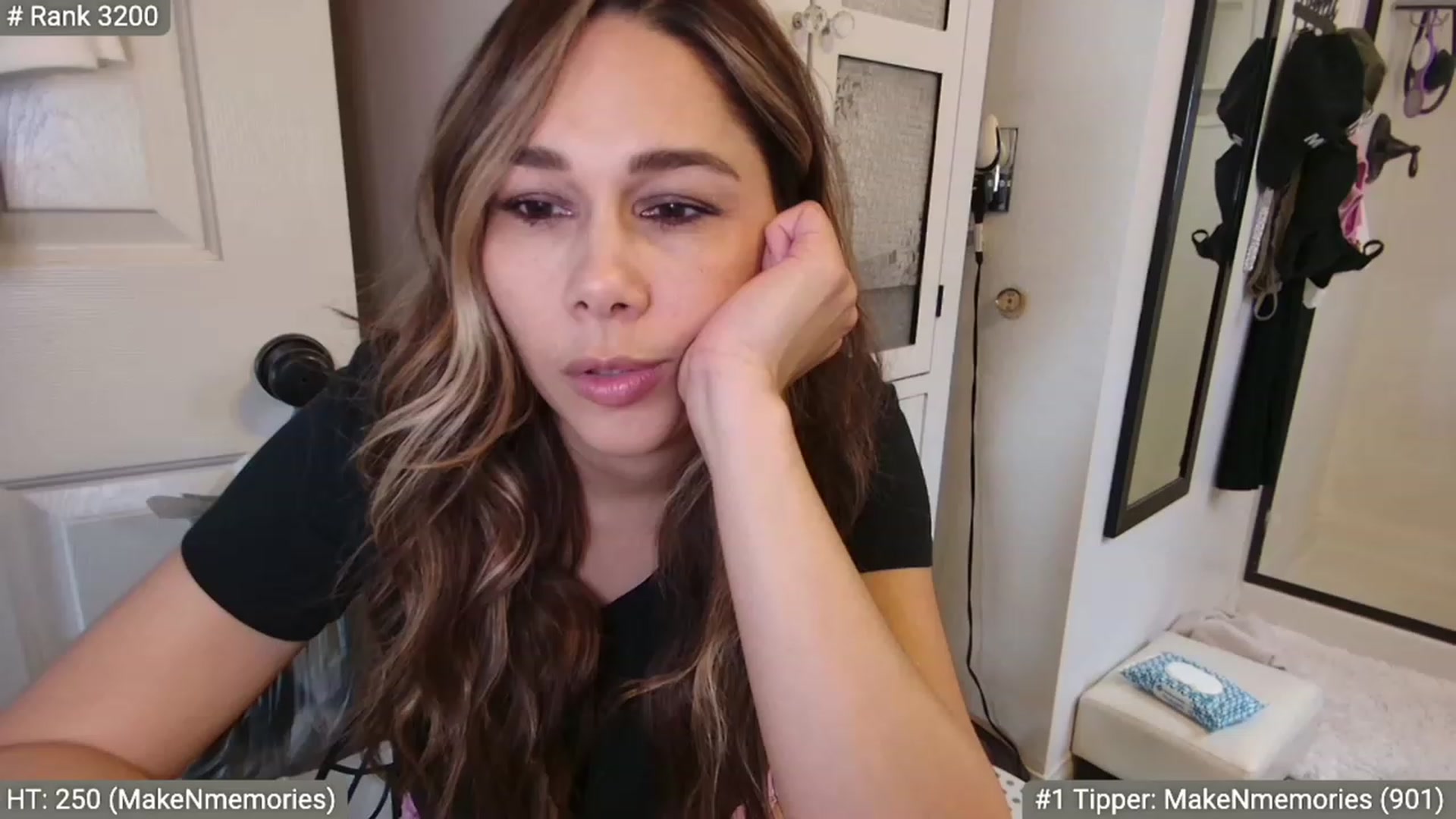 Gallery image thumbnail from Cinnabuns's myfreecams stream on, 03/08/2023, 21:25 image 19 of 20