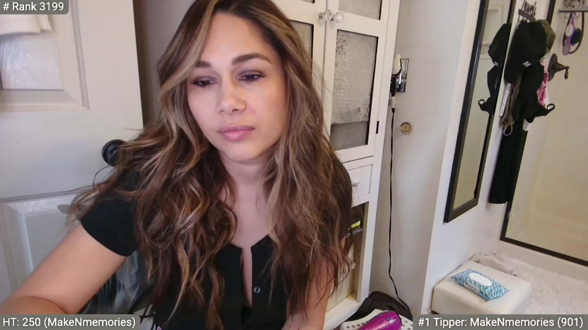 Gallery image thumbnail from Cinnabuns's myfreecams stream on, 03/08/2023, 21:25 image 17 of 20