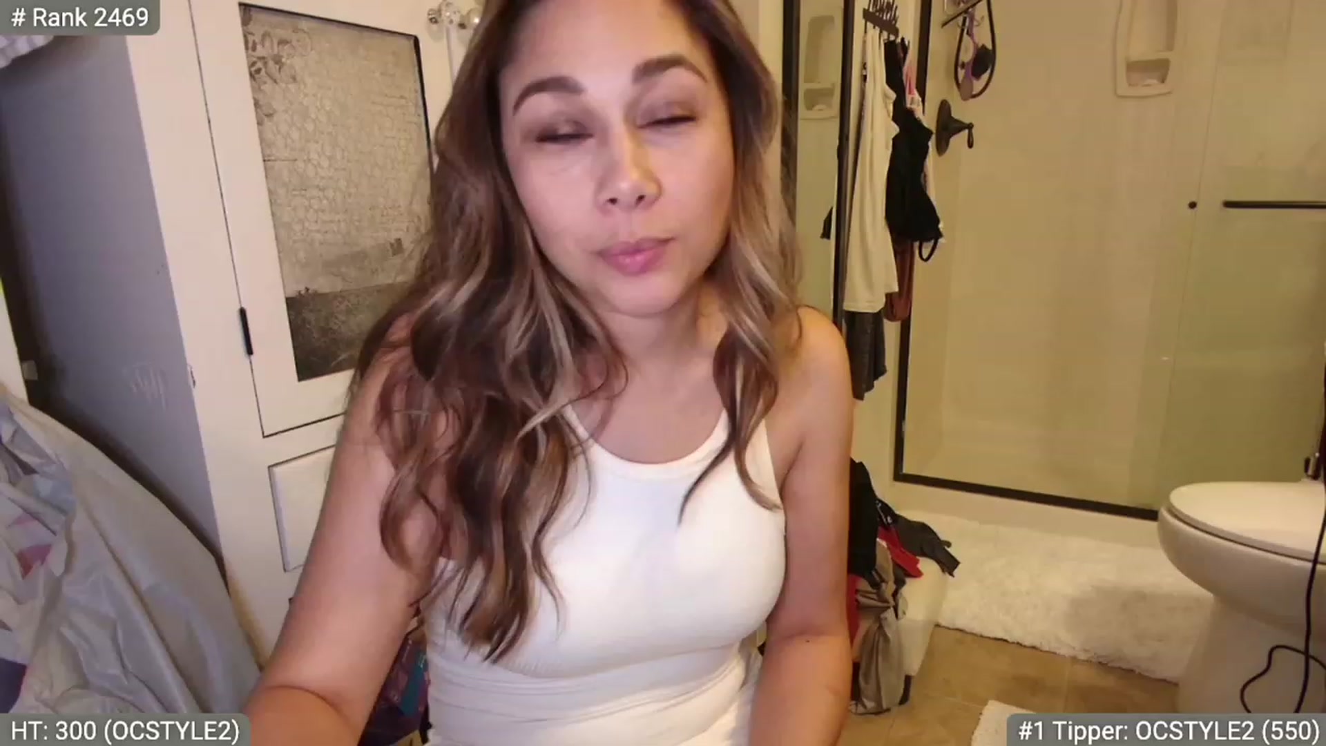 Gallery image thumbnail from Cinnabuns's myfreecams stream on, 04/23/2023, 06:36 image 7 of 20