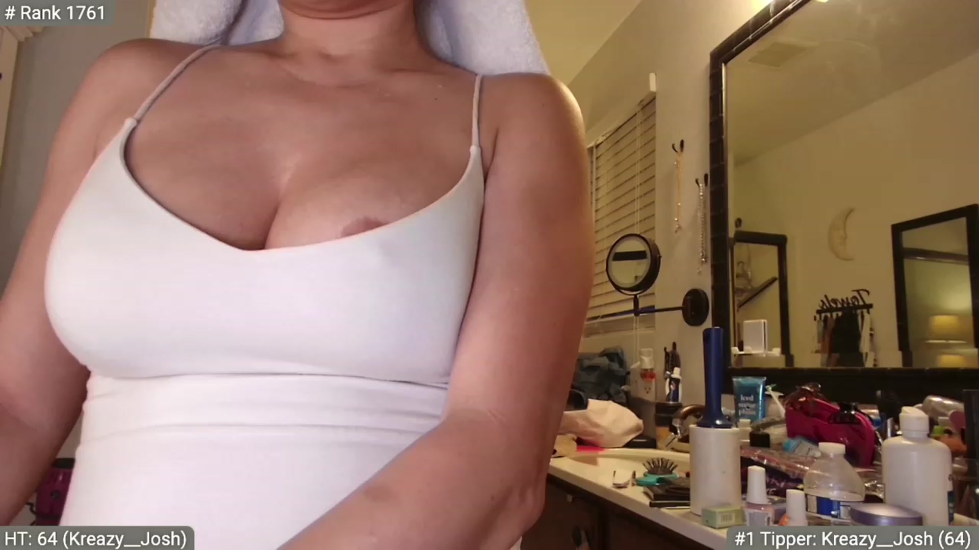 Gallery image thumbnail from Cinnabuns's myfreecams stream on, 05/16/2023, 03:53 image 6 of 20