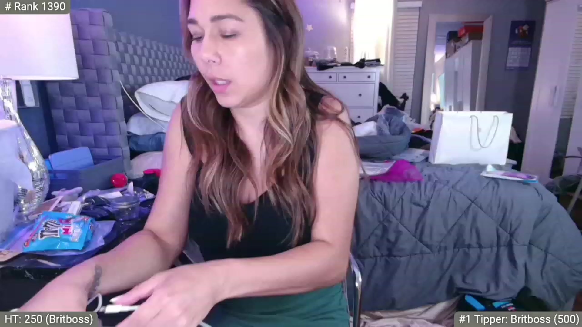 Gallery image thumbnail from Cinnabuns's myfreecams stream on, 07/13/2023, 06:31 image 13 of 20