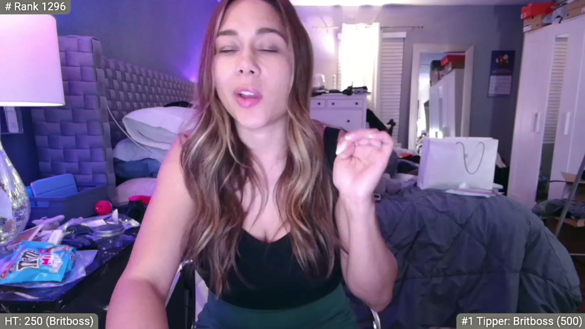 Gallery image thumbnail from Cinnabuns's myfreecams stream on, 07/13/2023, 07:07 image 5 of 20