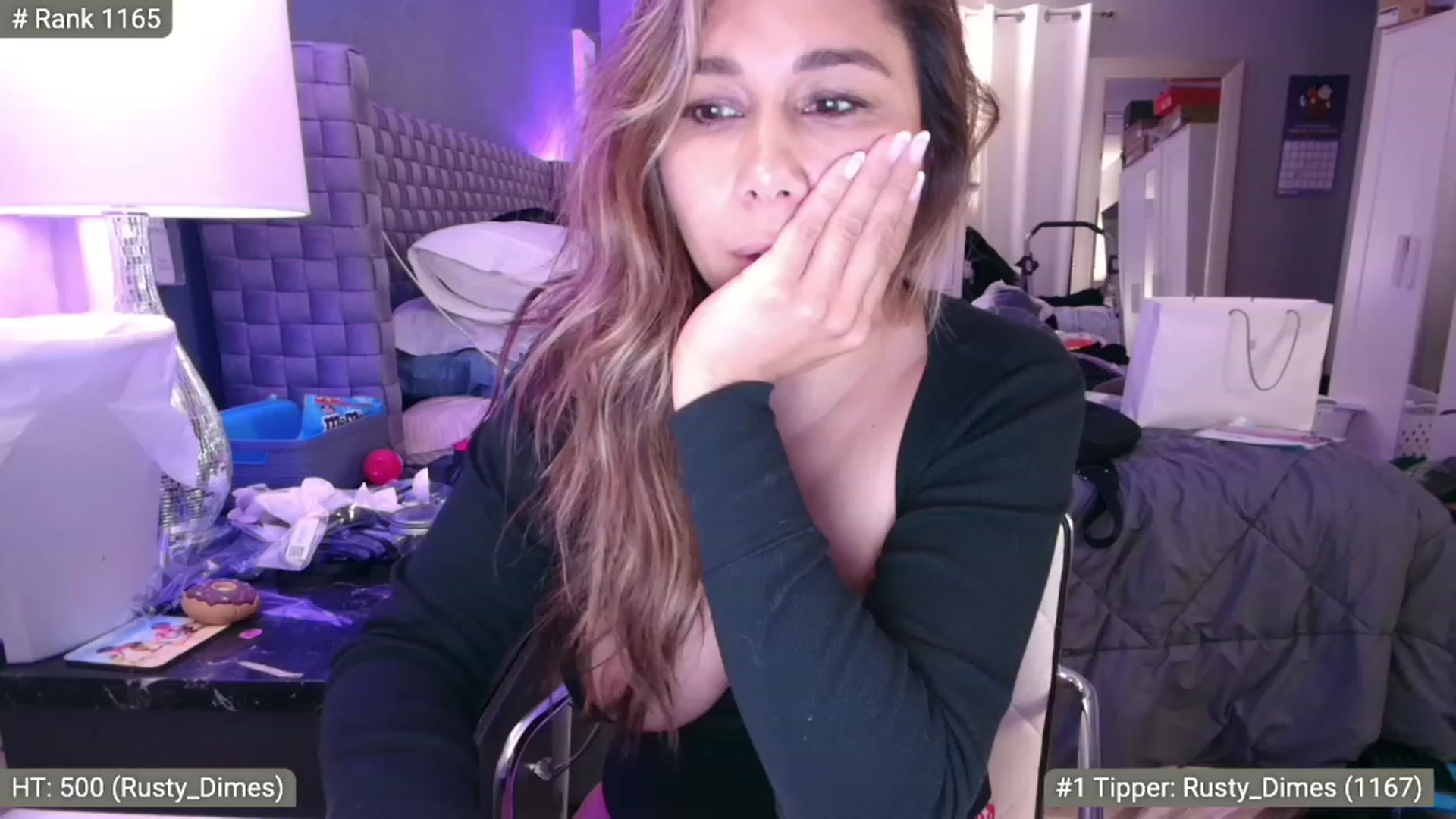 Gallery image thumbnail from Cinnabuns's myfreecams stream on, 07/13/2023, 12:16 image 7 of 20