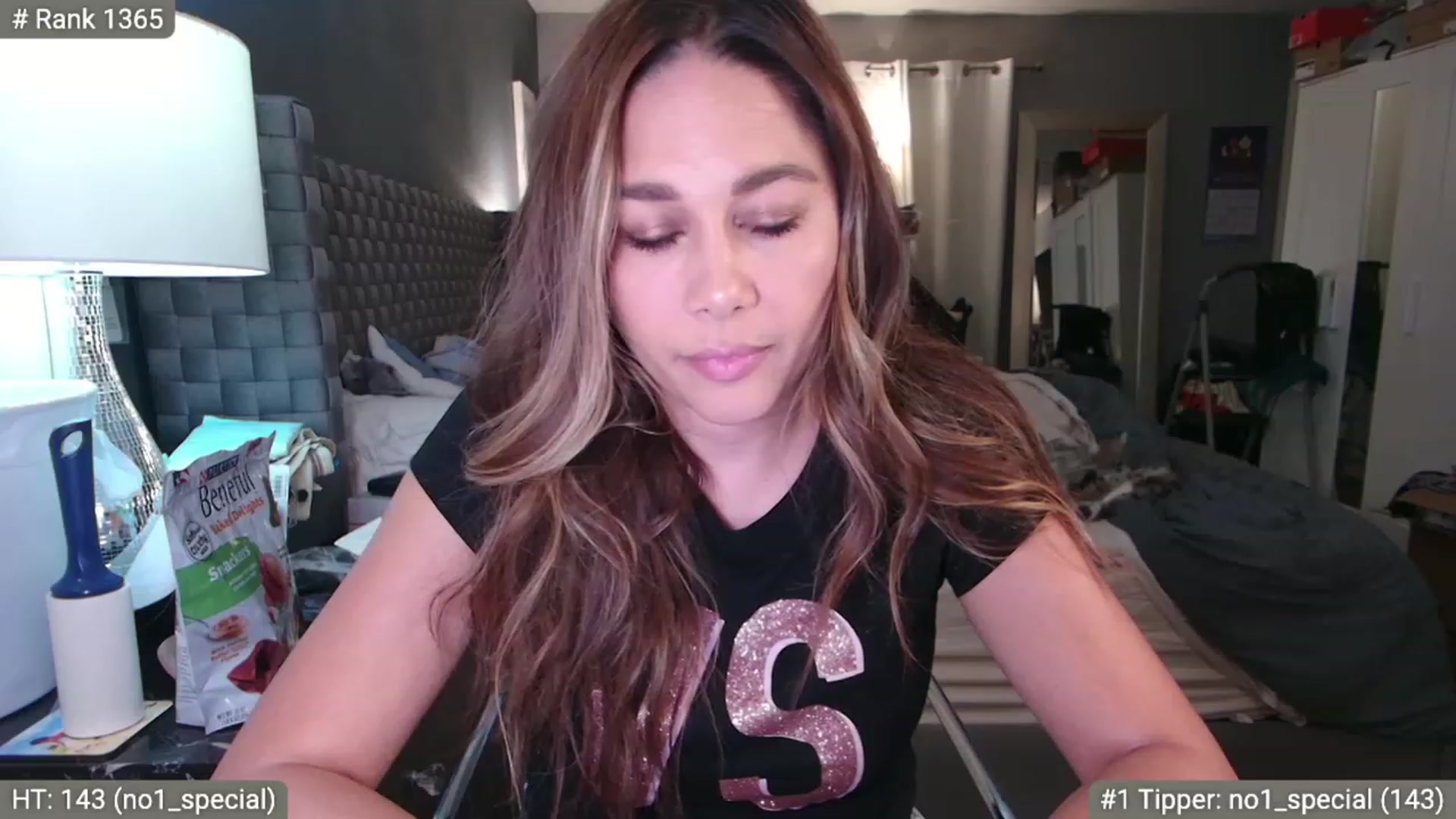 Gallery image thumbnail from Cinnabuns's myfreecams stream on, 07/16/2023, 08:22 image 7 of 20