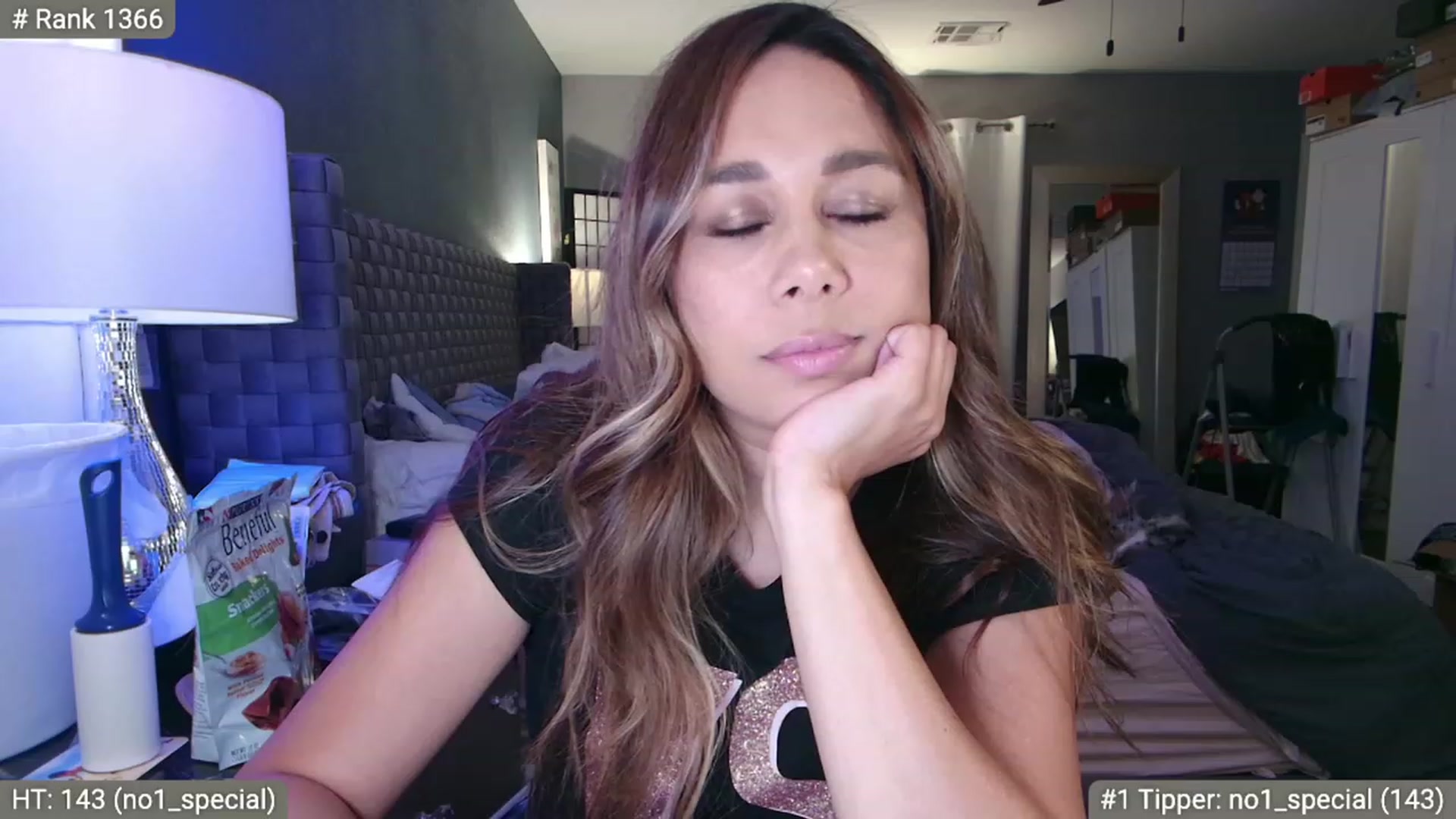 Gallery image thumbnail from Cinnabuns's myfreecams stream on, 07/16/2023, 08:22 image 9 of 20
