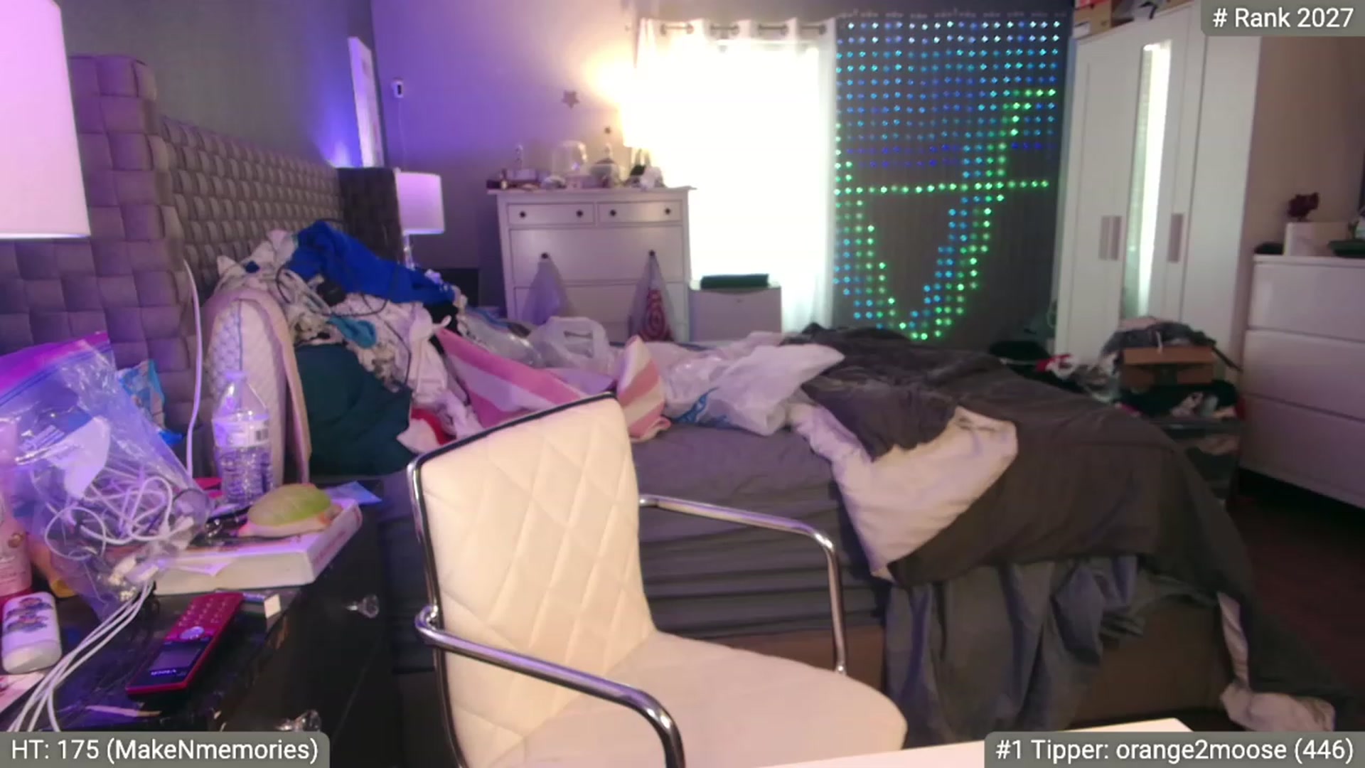 Gallery image thumbnail from Cinnabuns's myfreecams stream on, 07/31/2023, 24:03 image 14 of 20